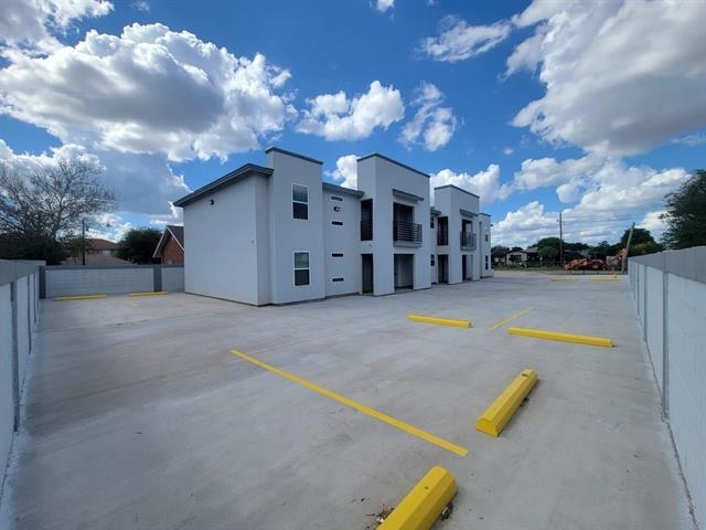 2103 Napoleon St 3 Property Photo 1