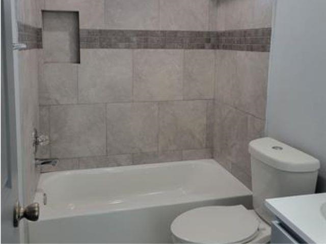 2103 Napoleon St 3 Property Photo 9