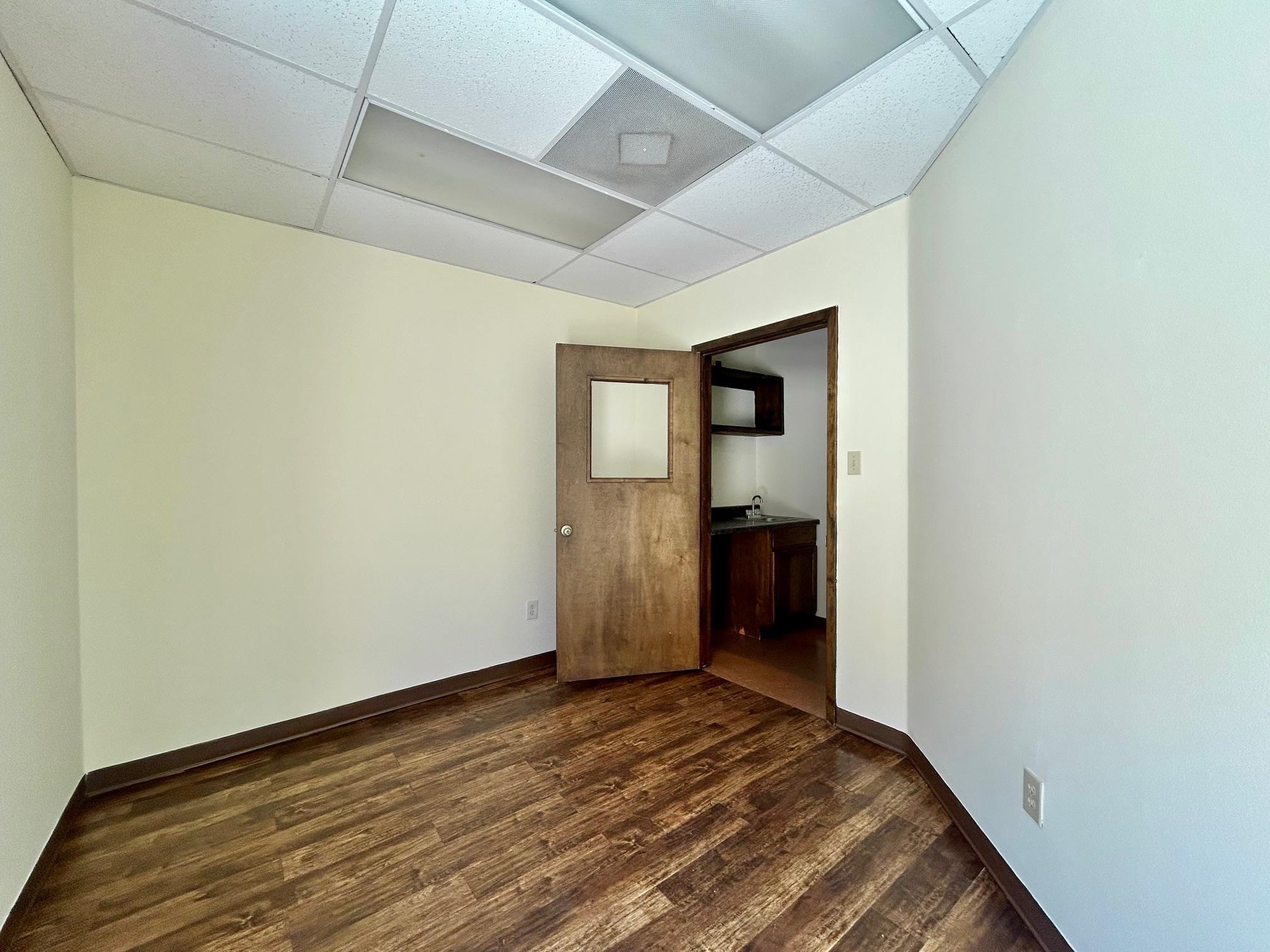9803 Sterling Lp Property Photo 19