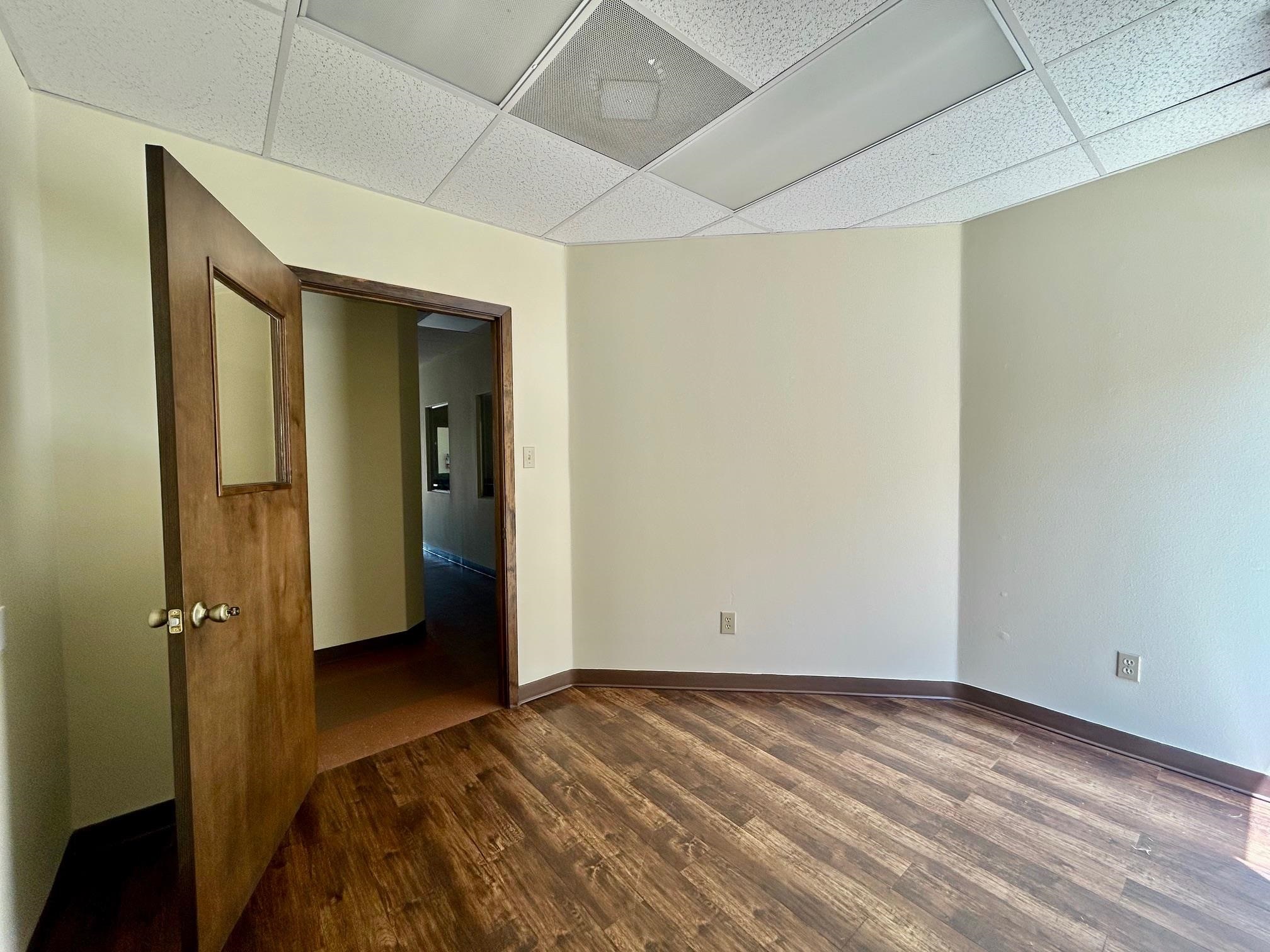 9803 Sterling Lp Property Photo 20
