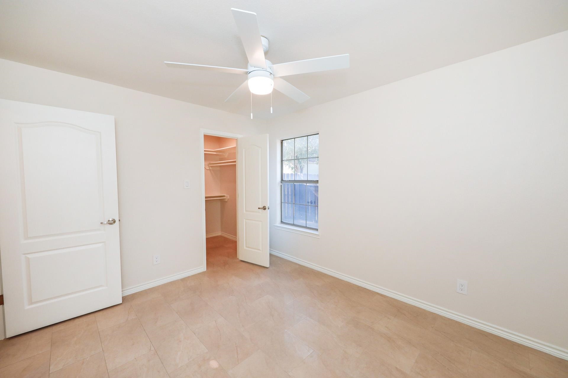 425 Cinnamon Teal Lp Property Photo 23