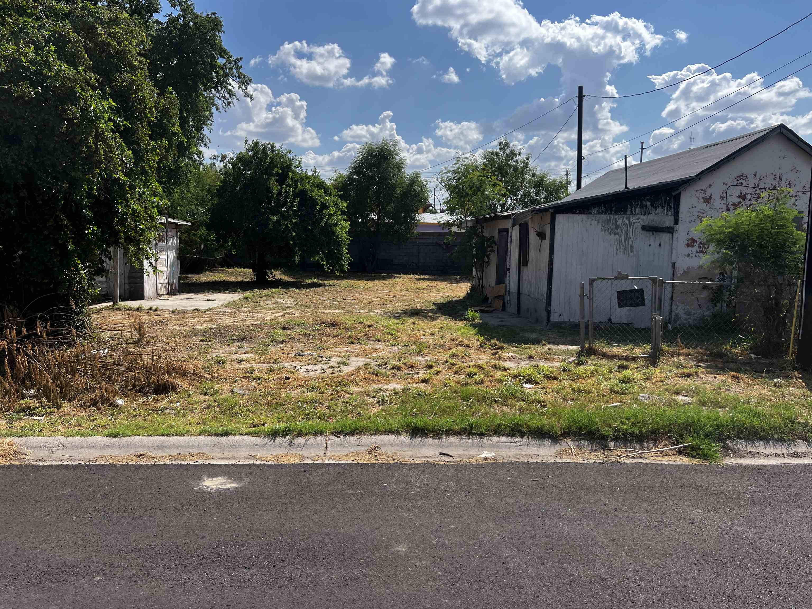 1819 Alamo St Property Photo 1