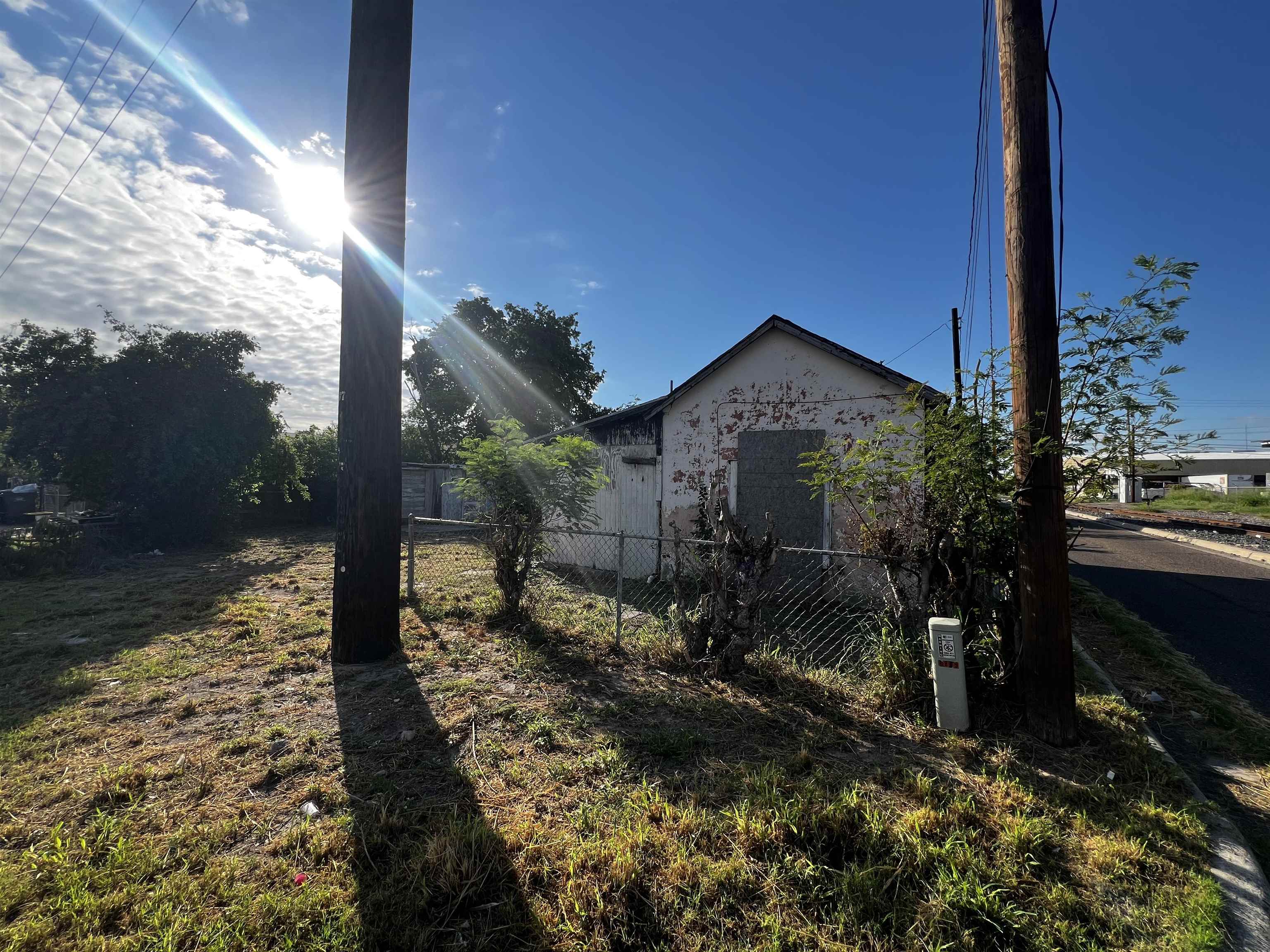 1819 Alamo St Property Photo 13