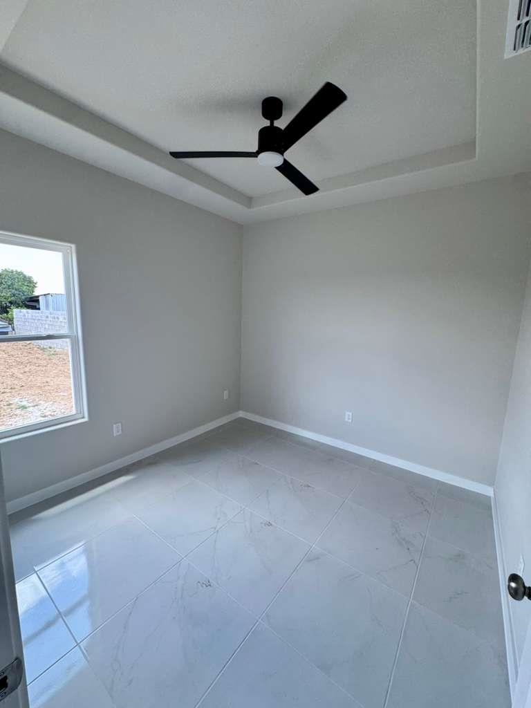 3416 S Texas Ave Property Photo 17