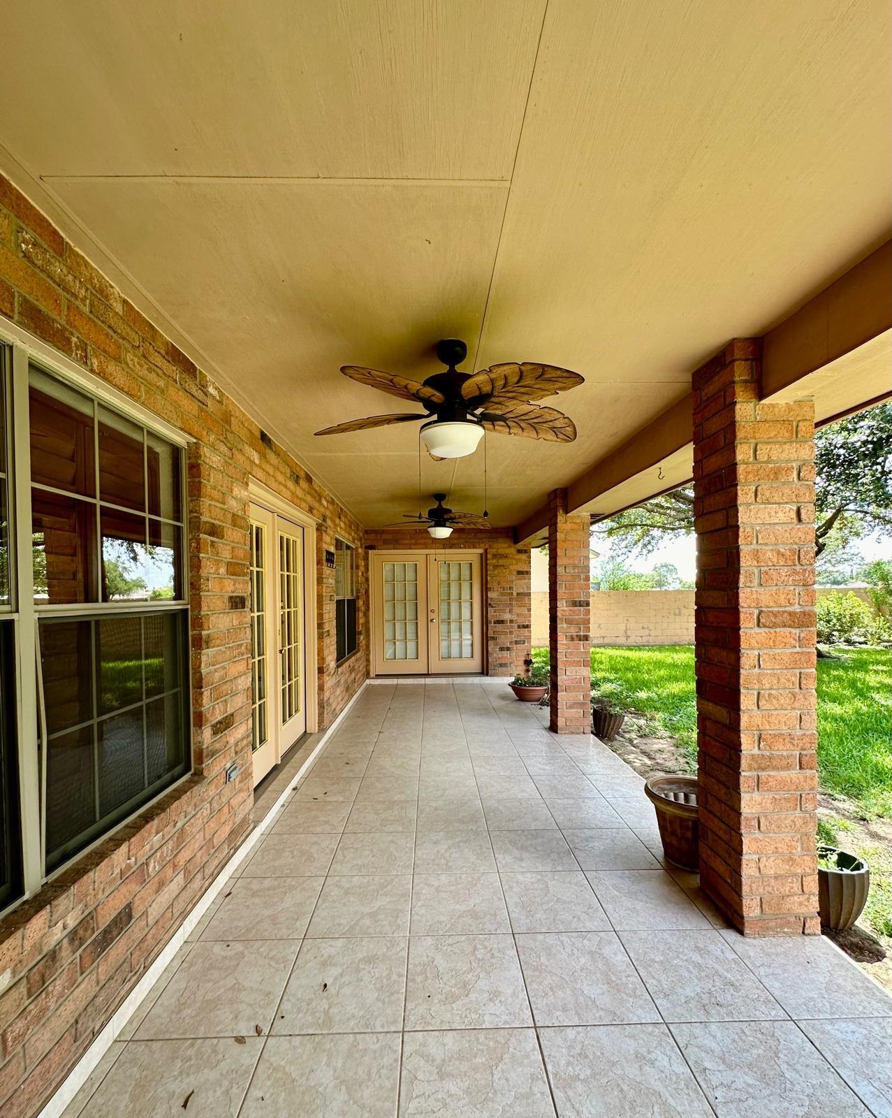 2404 Leonard Ct Property Photo 11