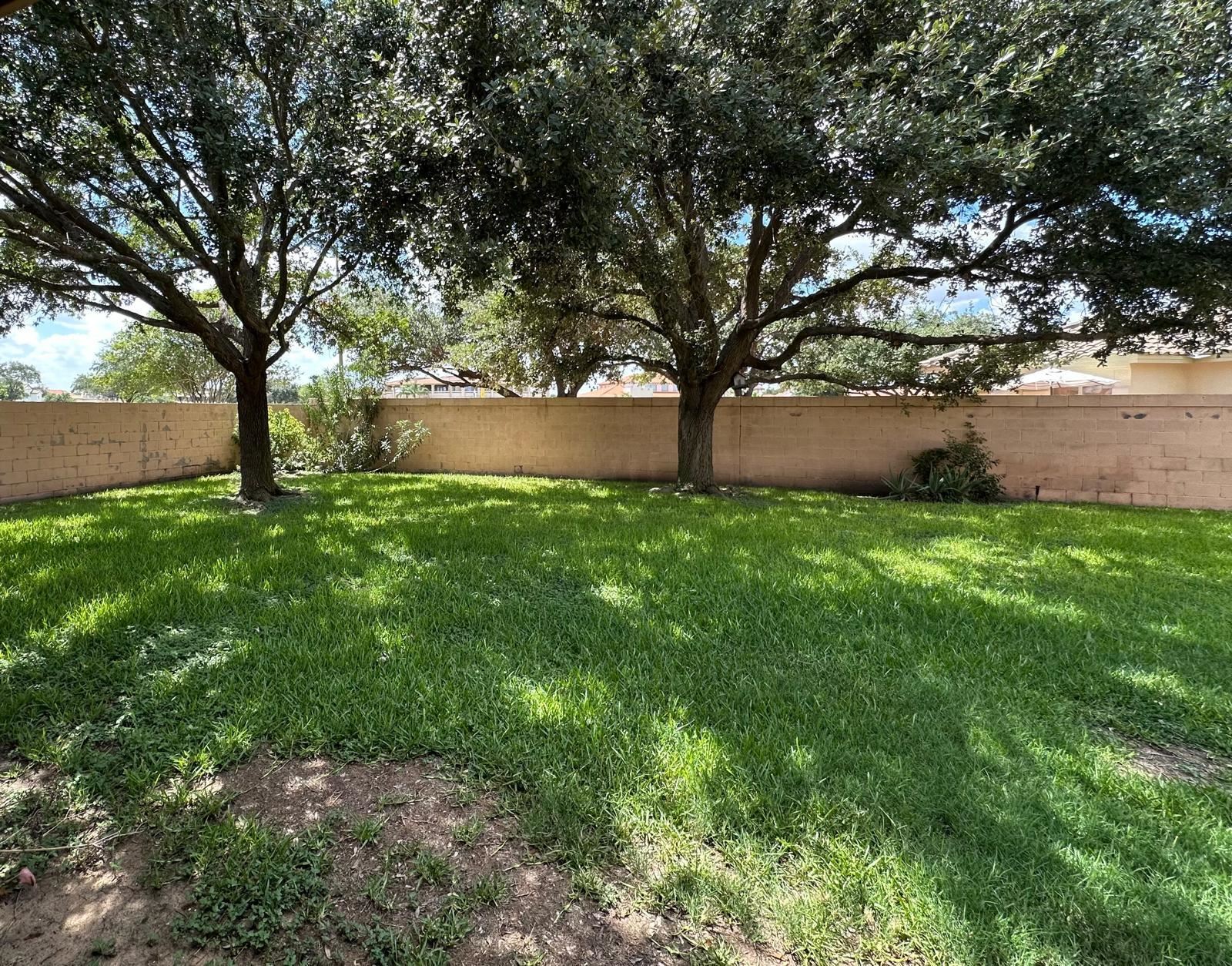 2404 Leonard Ct Property Photo 12