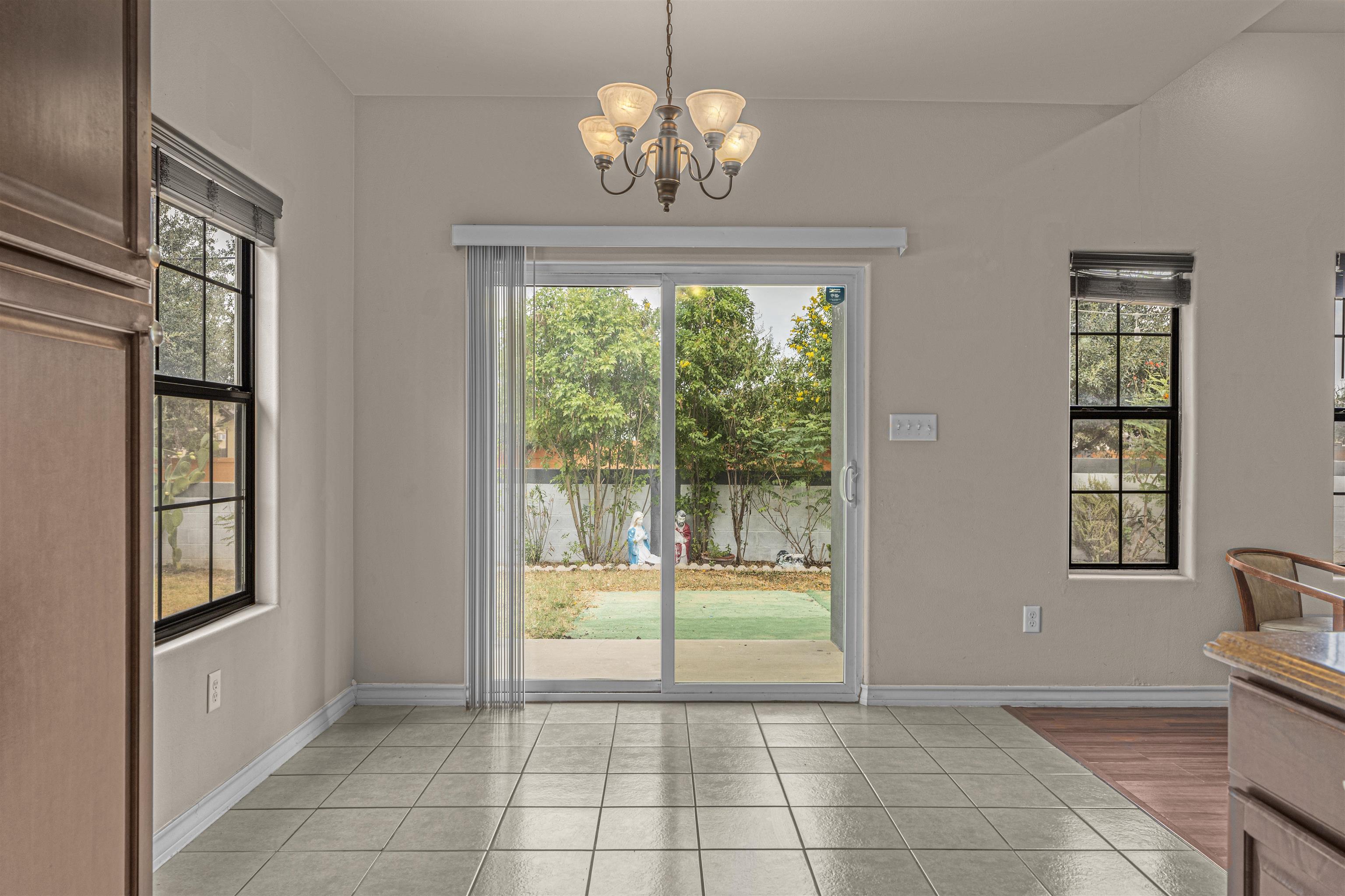 4211 Marcy Property Photo 9