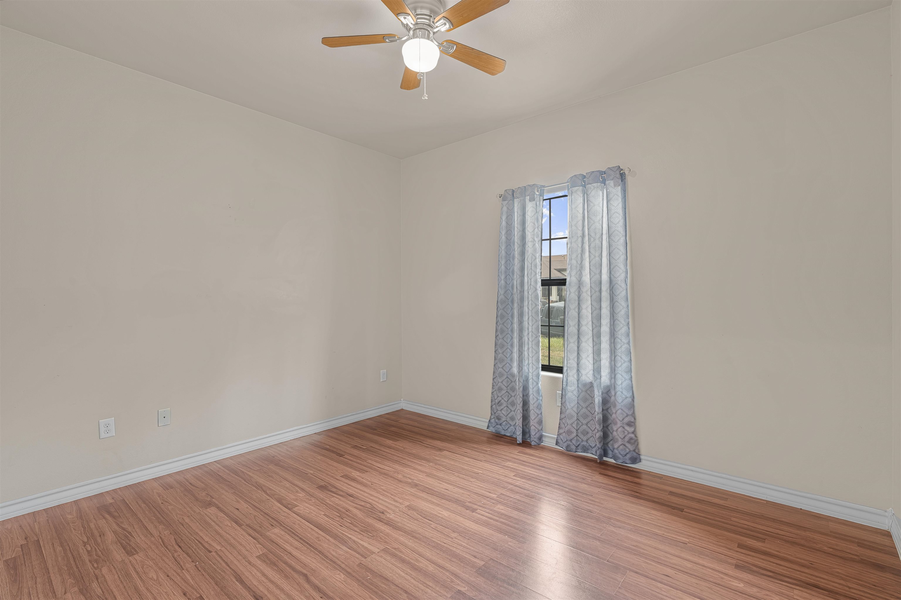 4211 Marcy Property Photo 10