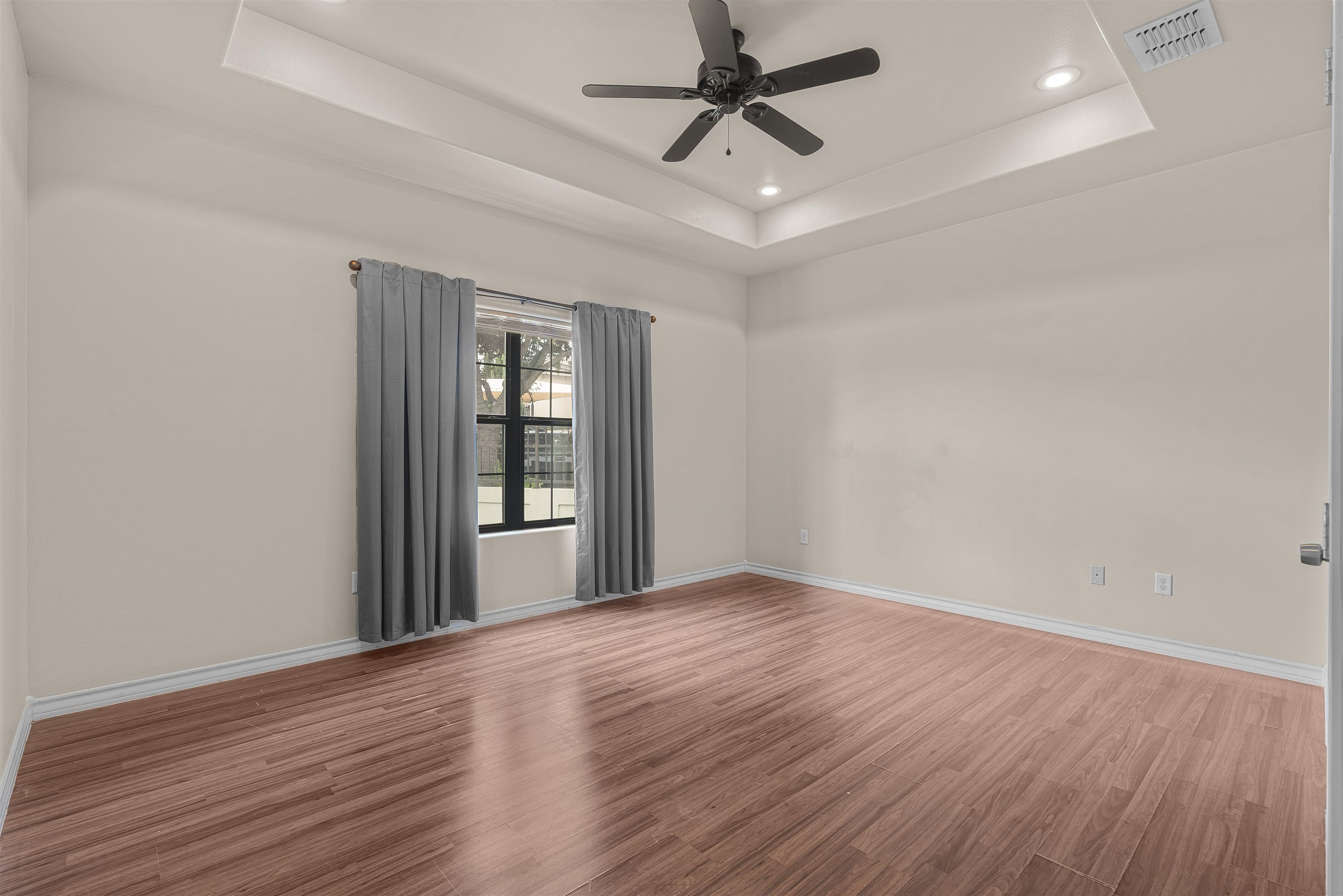 4211 Marcy Property Photo 15