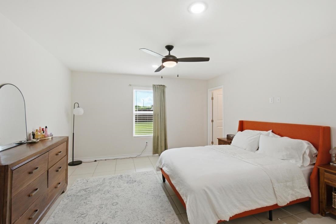 5405 Travesia Ct. Property Photo 8