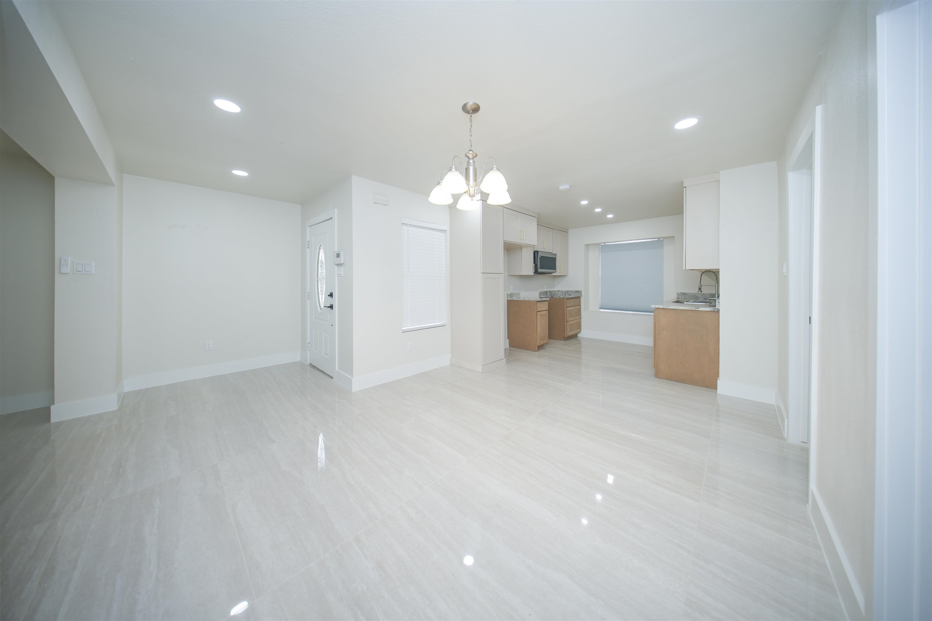 1936 Denmark Ln Property Photo 4