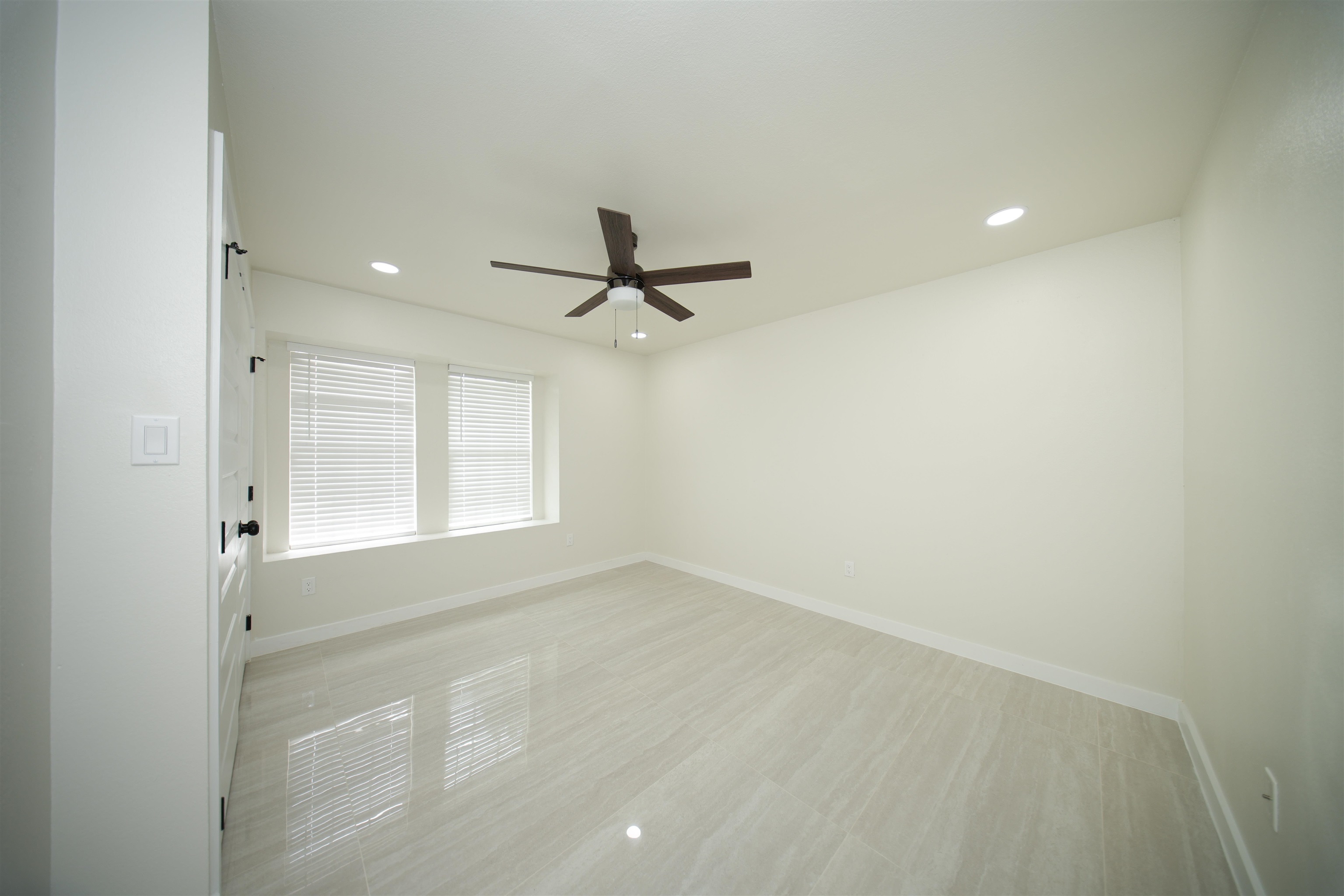 1936 Denmark Ln Property Photo 12
