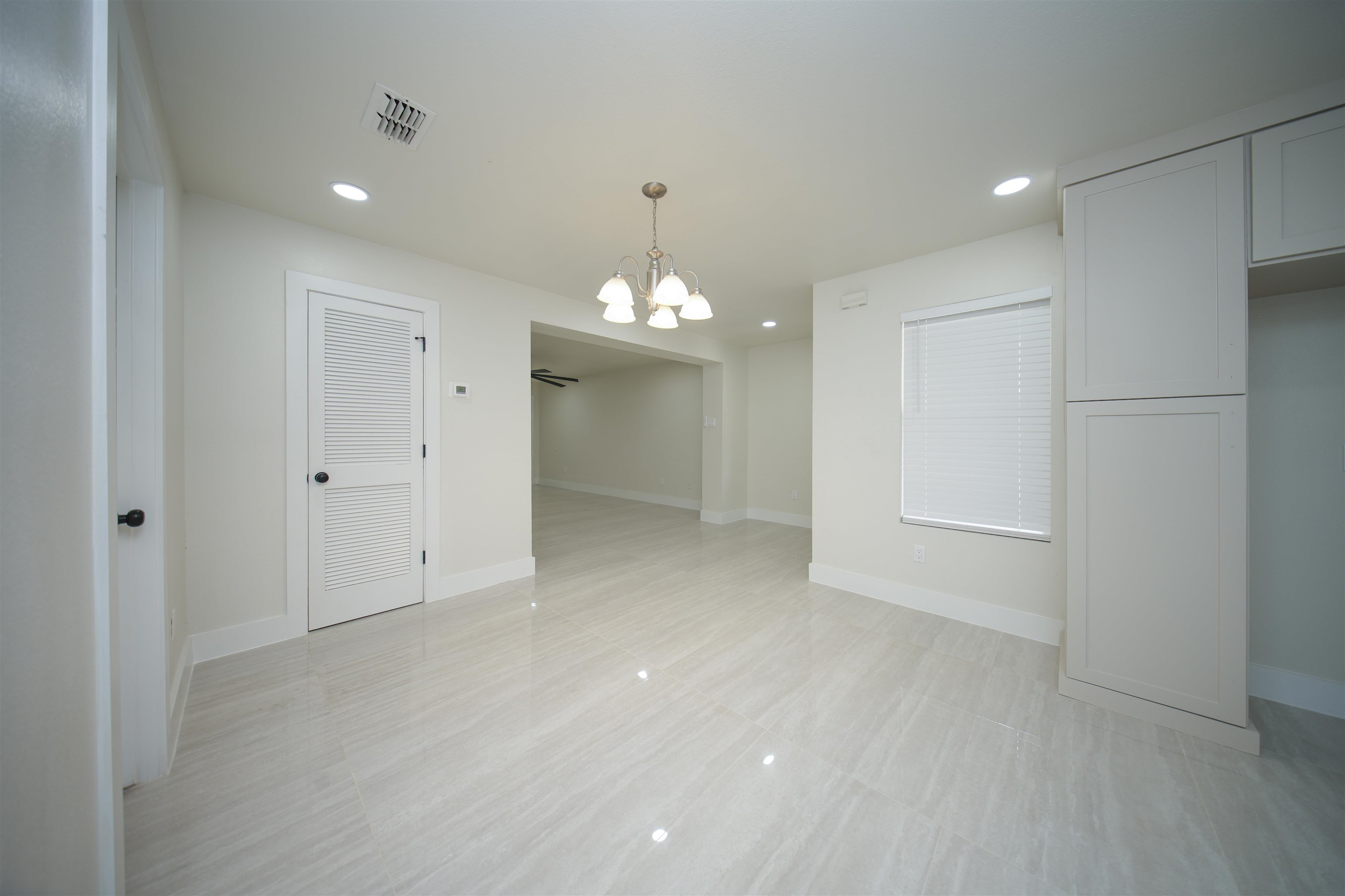 1936 Denmark Ln Property Photo 13
