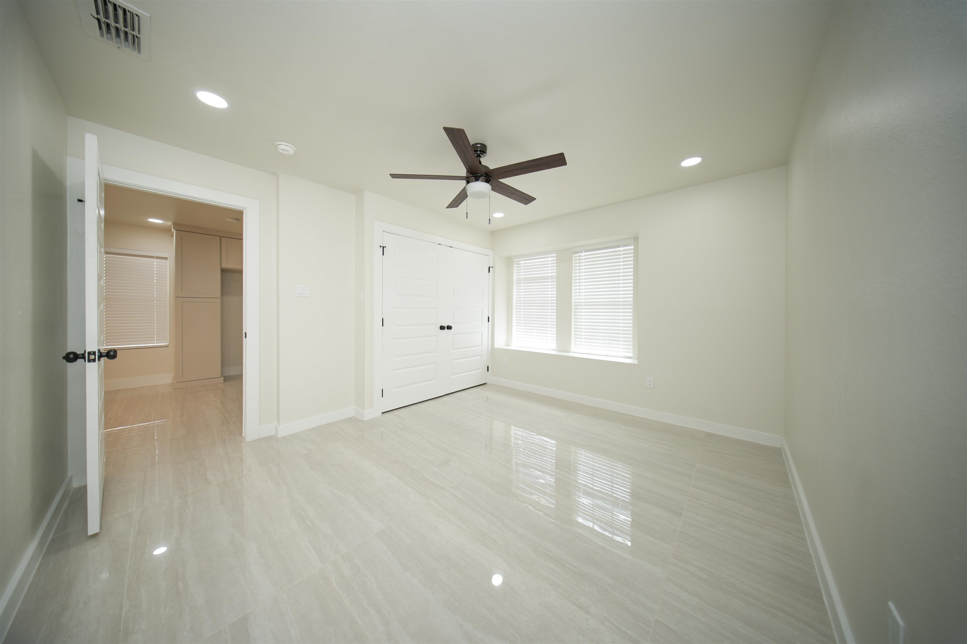 1936 Denmark Ln Property Photo 14