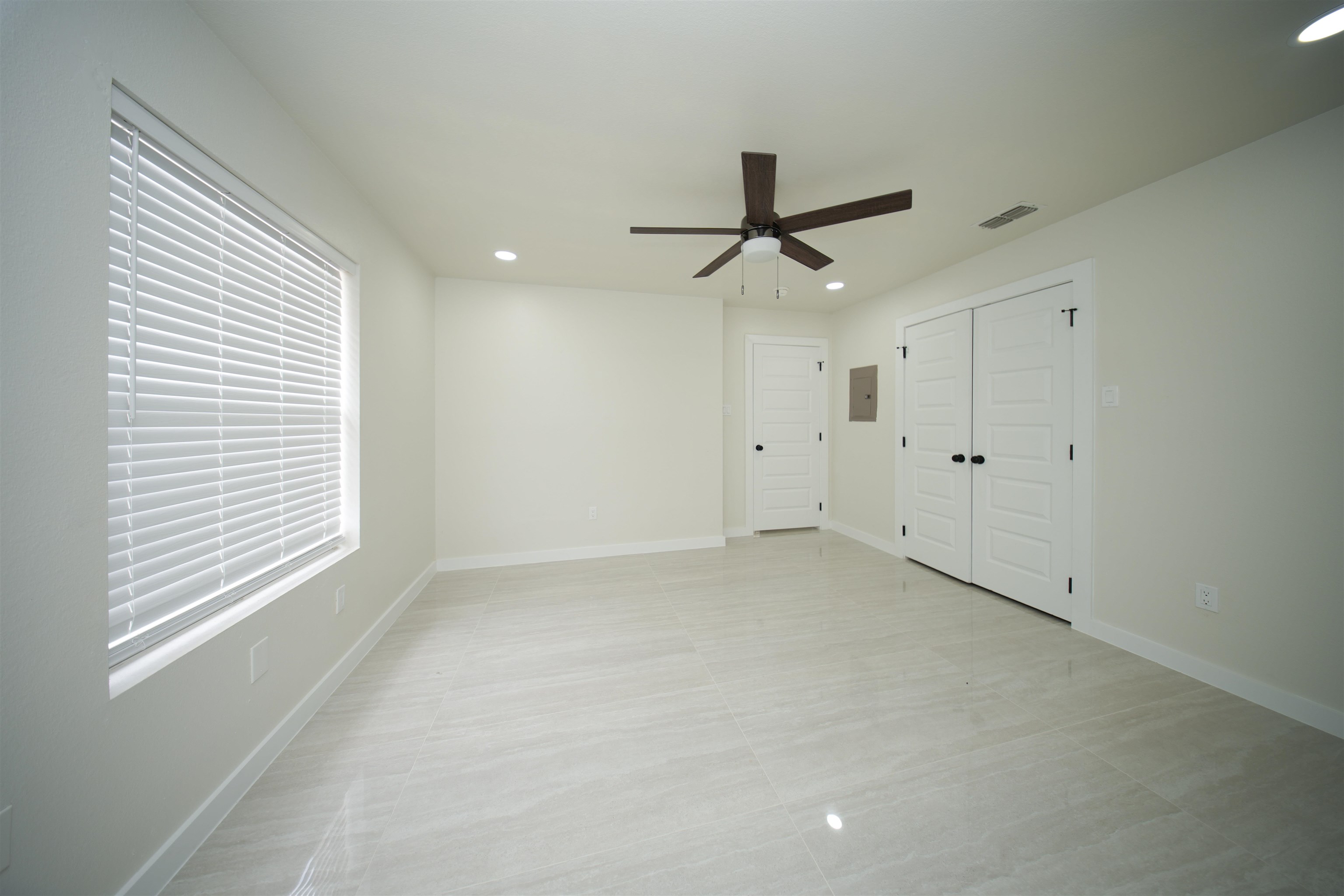 1936 Denmark Ln Property Photo 23