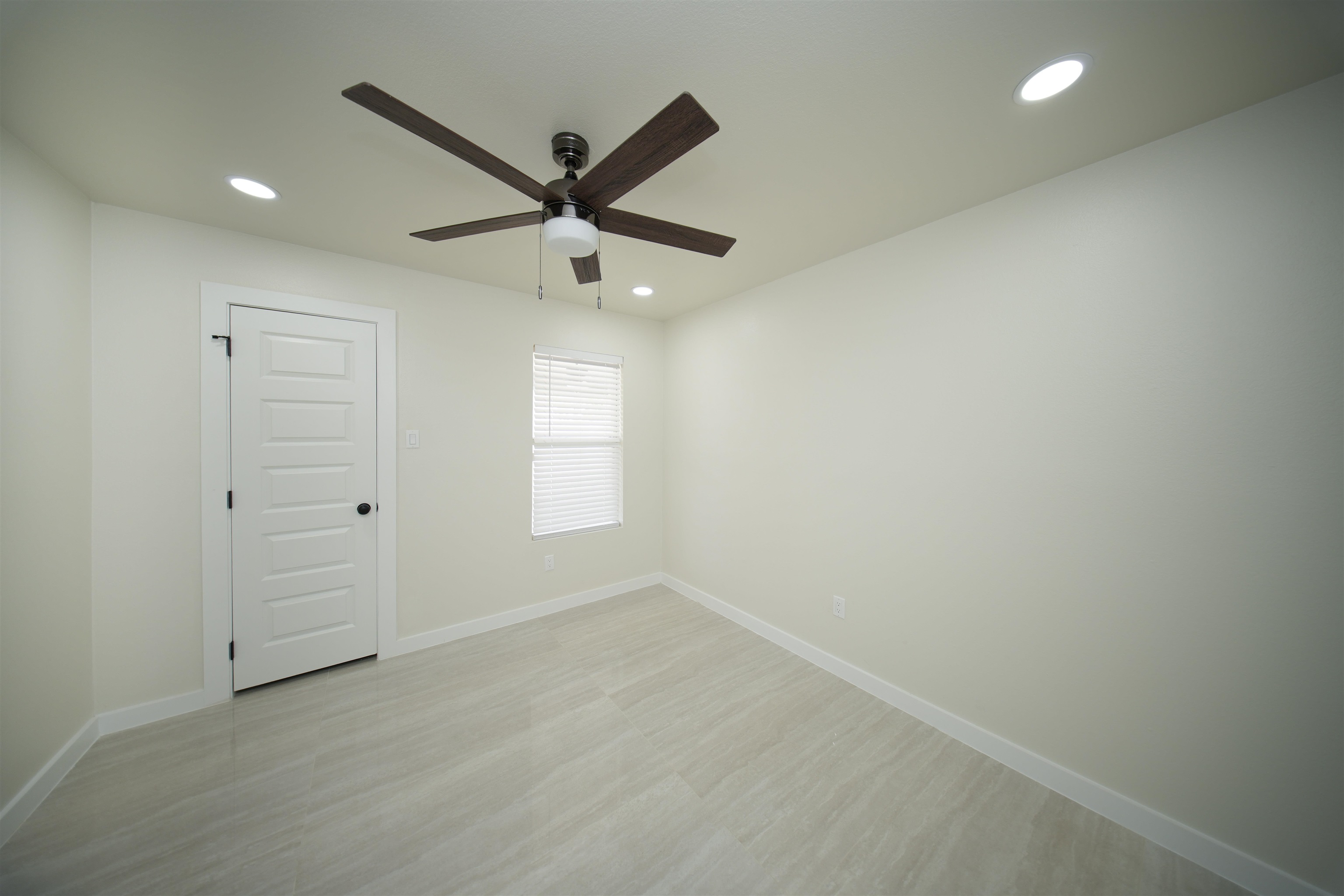 1936 Denmark Ln Property Photo 25