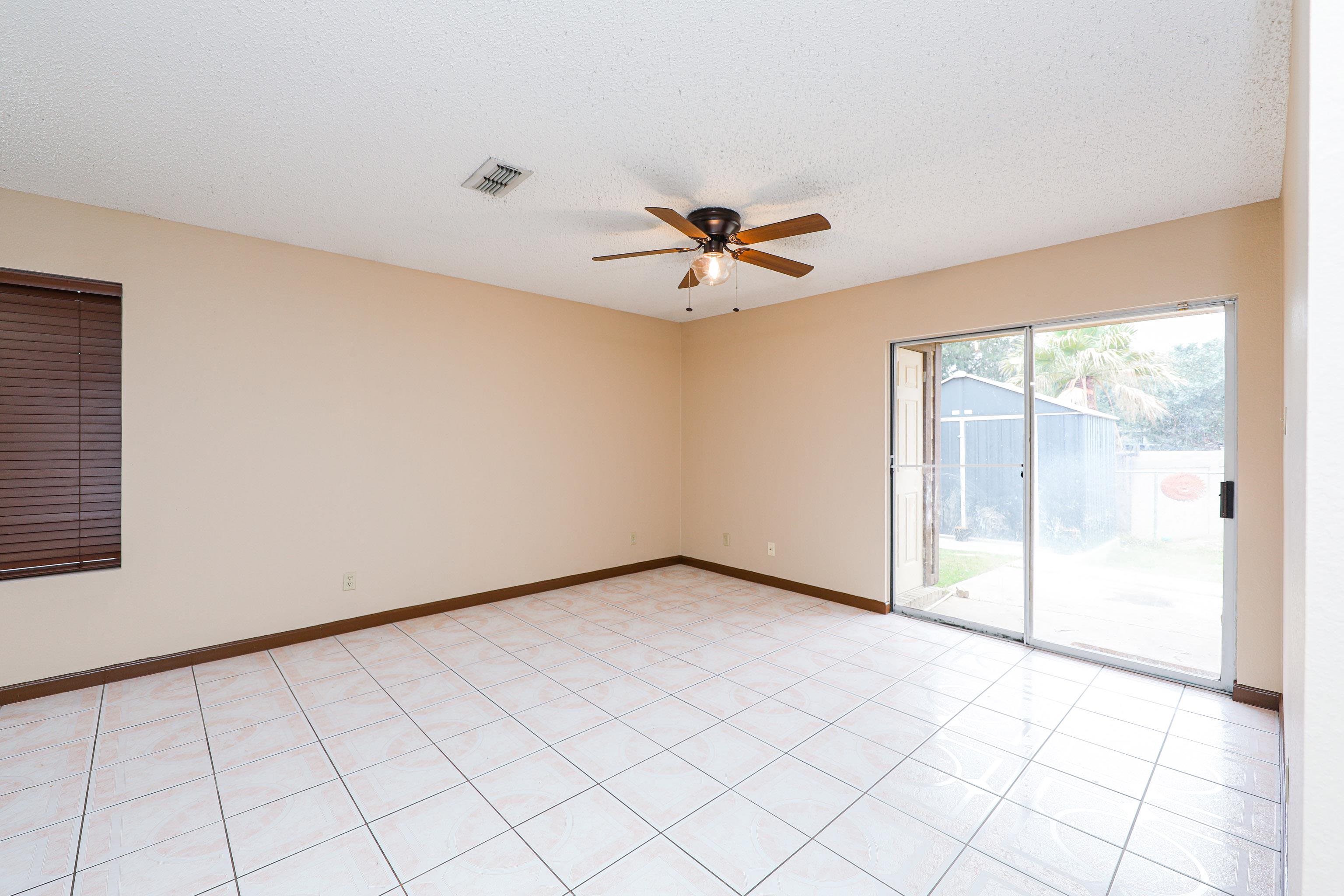 6101 Ruger Dr Property Photo 8