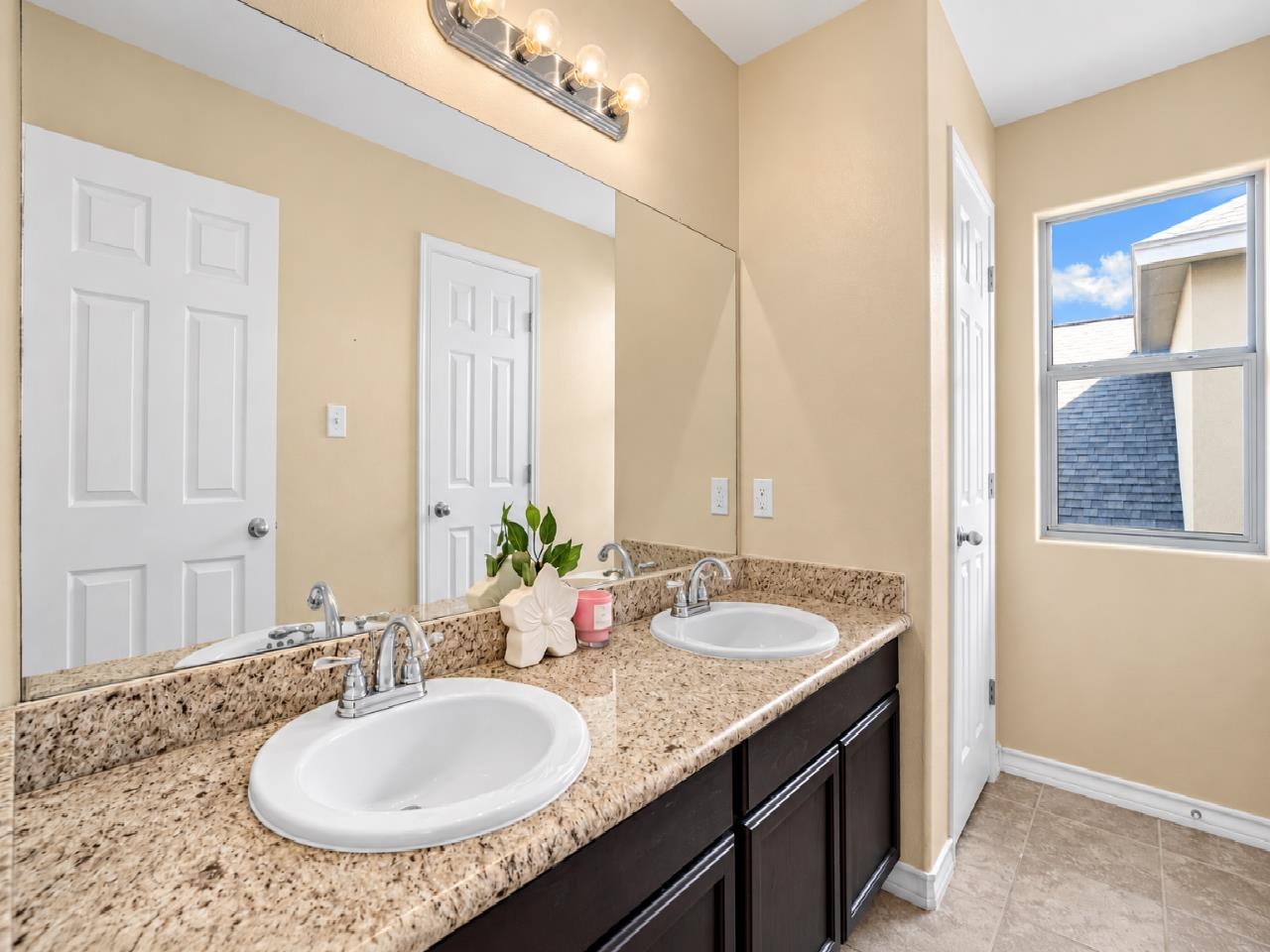 108 Majestic Palm Dr. Property Photo 16