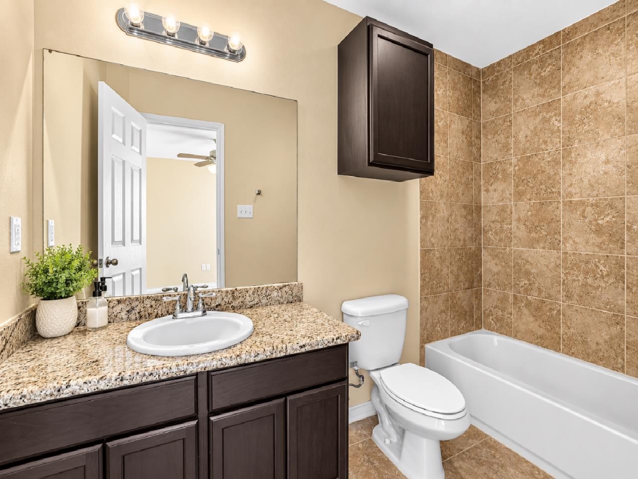 108 Majestic Palm Dr. Property Photo 17