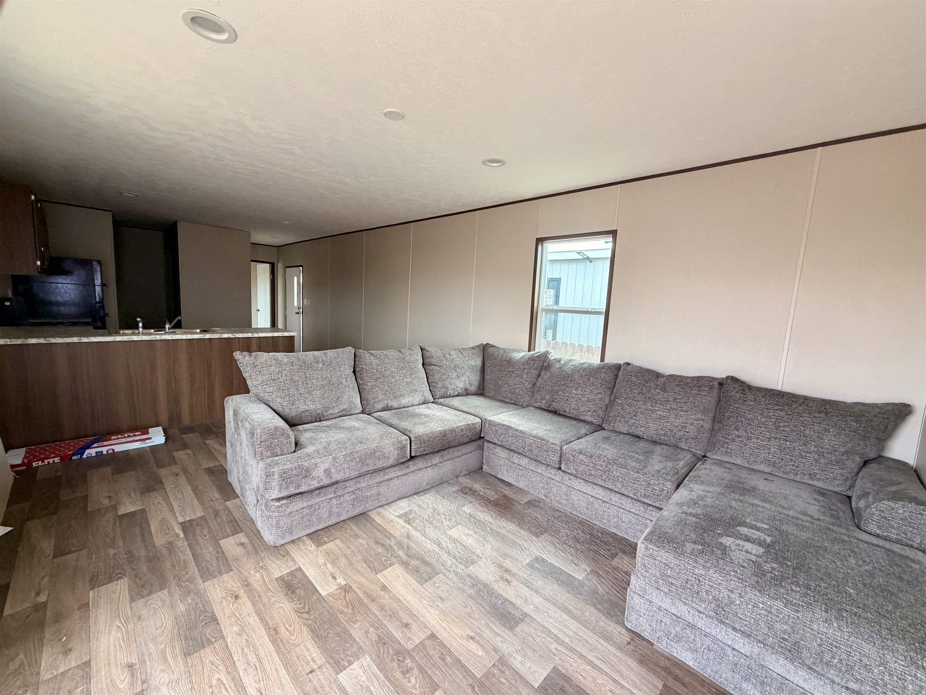 720 Bigleaf Dr. Property Photo 18