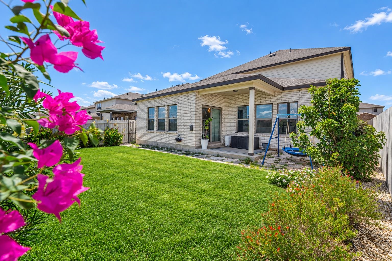 1425 Sambar Lp Property Photo 32