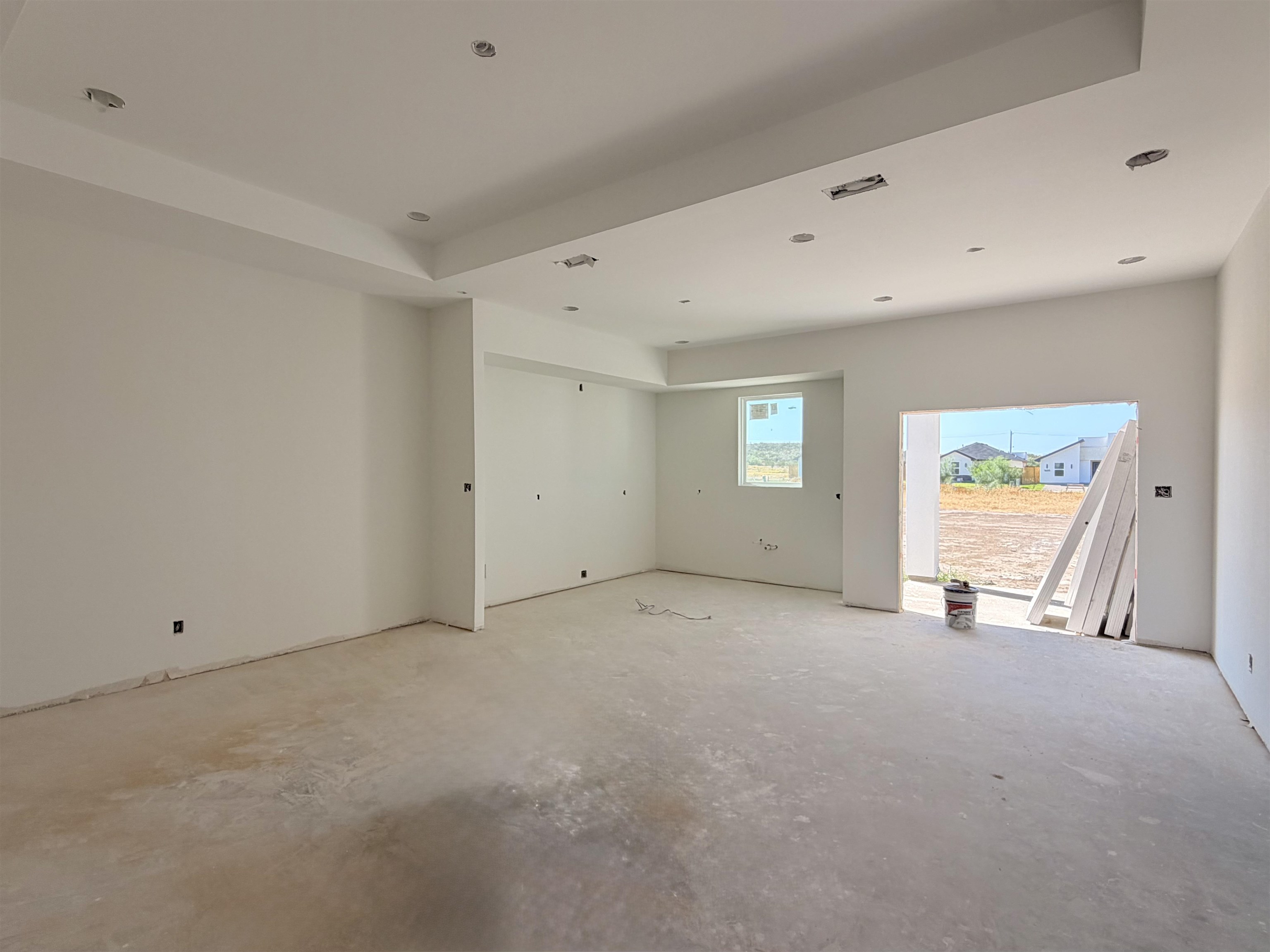 1605 Secretaria Ln. Property Photo 3