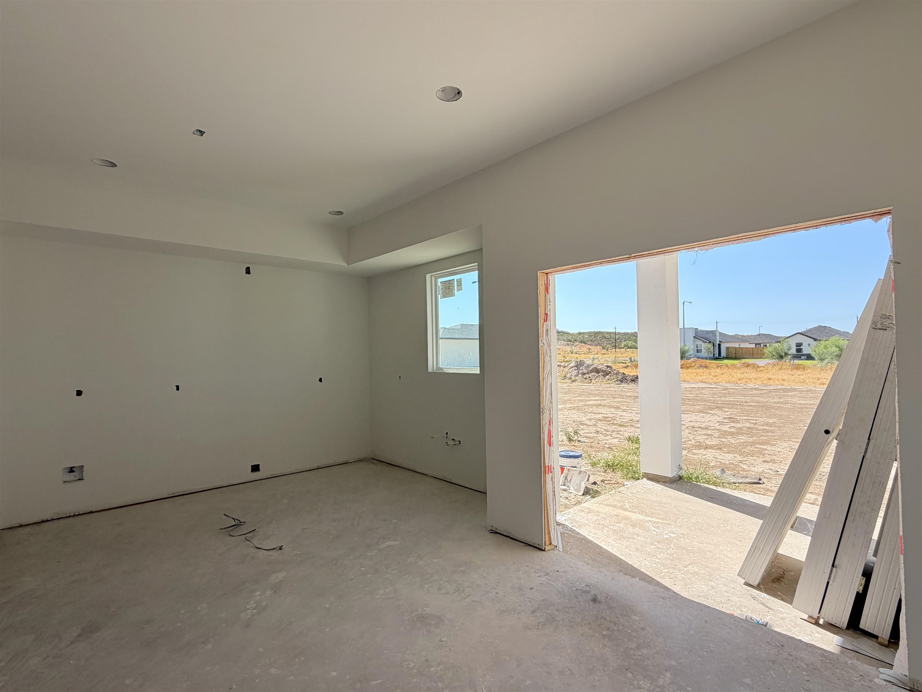 1605 Secretaria Ln. Property Photo 7