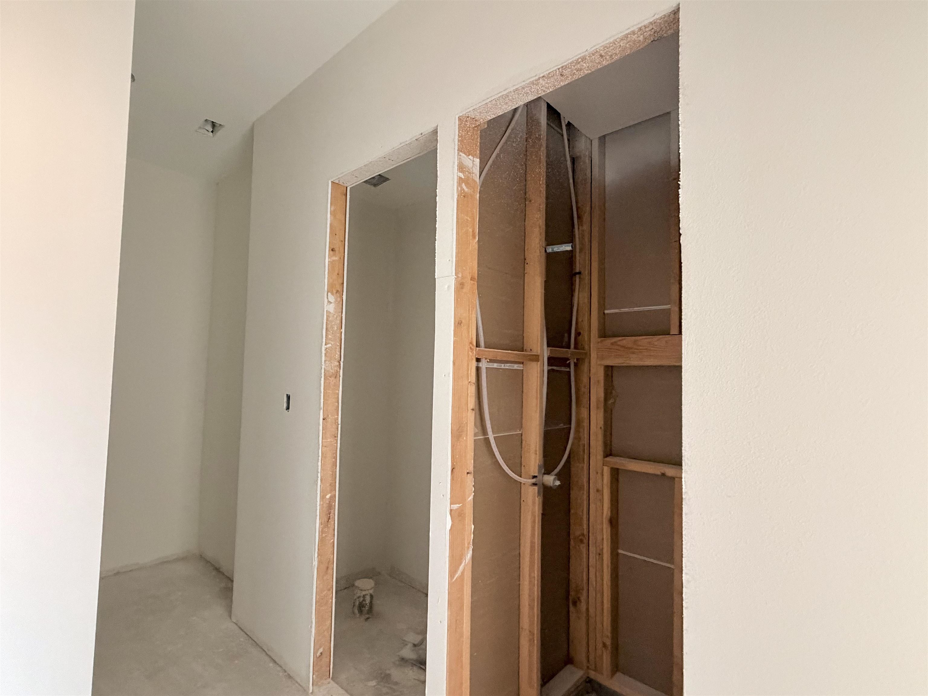 1605 Secretaria Ln. Property Photo 14