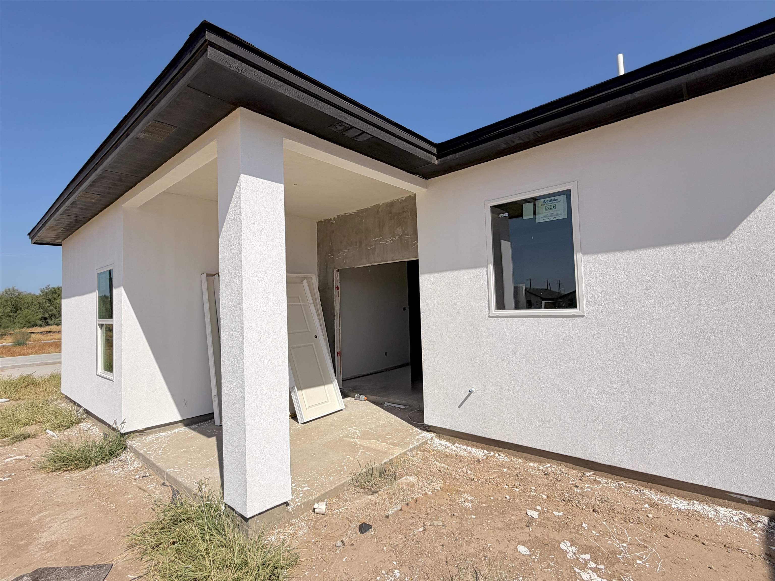 1605 Secretaria Ln. Property Photo 16