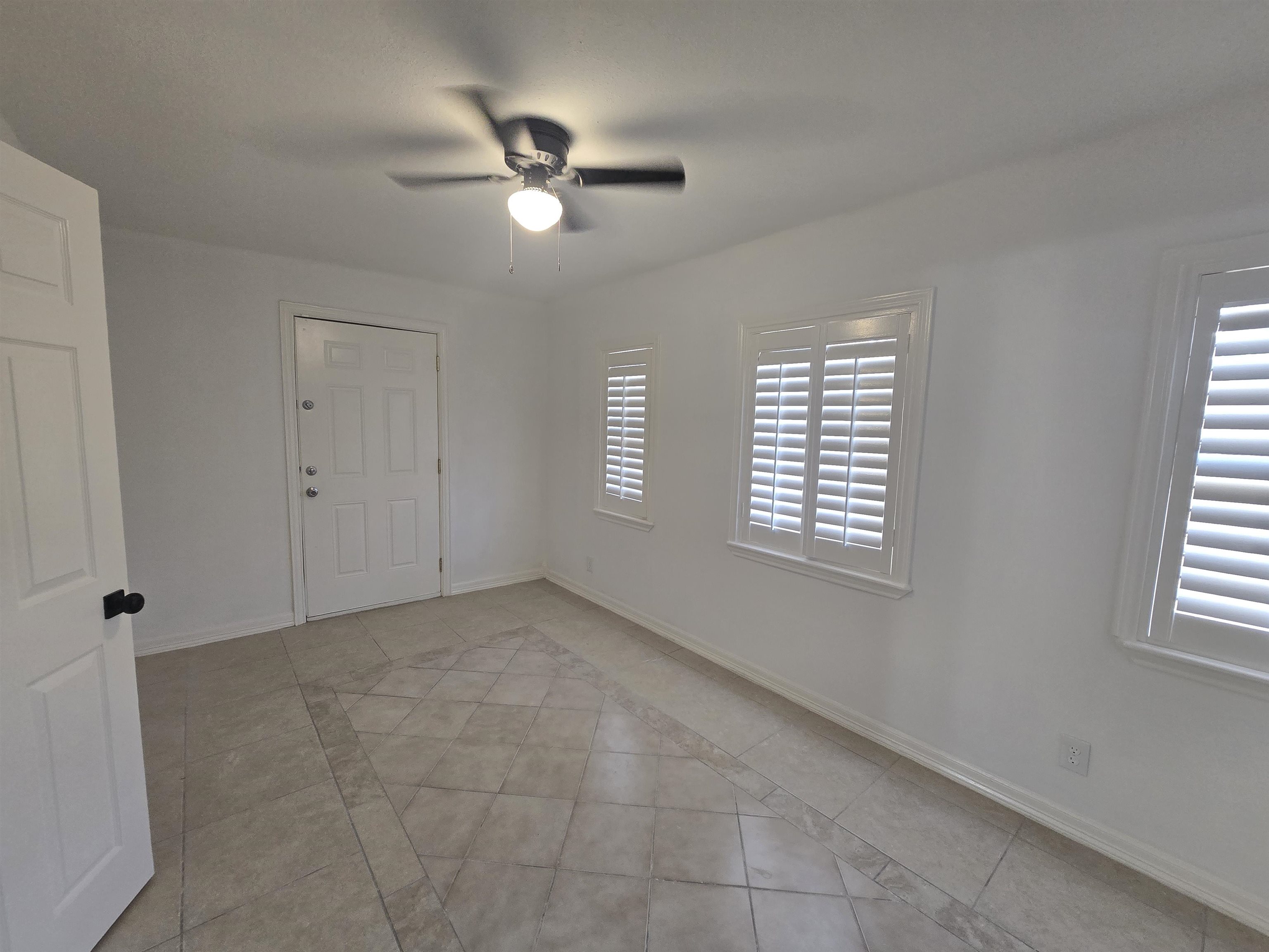 222 Century Blvd Property Photo 15