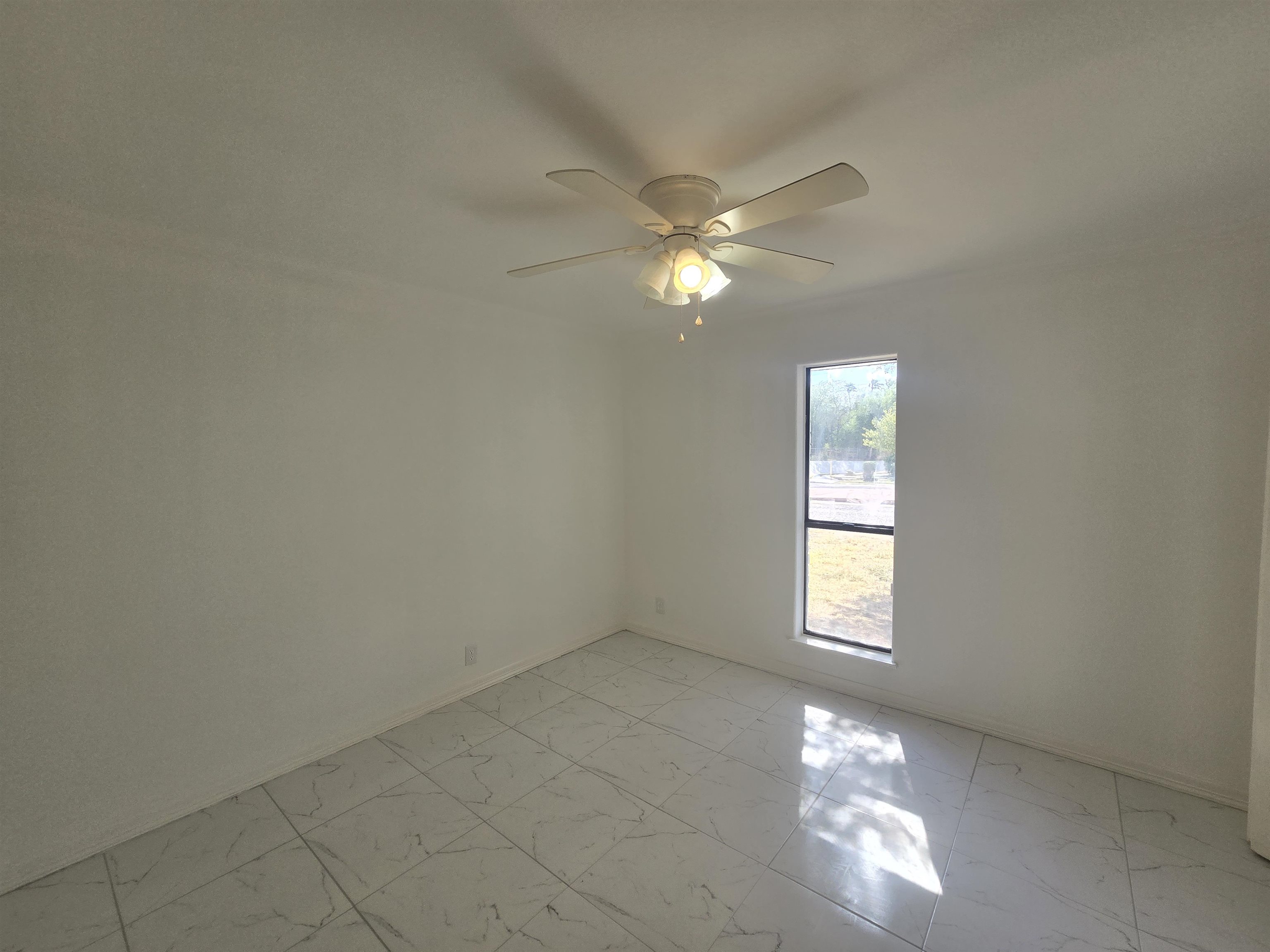 222 Century Blvd Property Photo 19