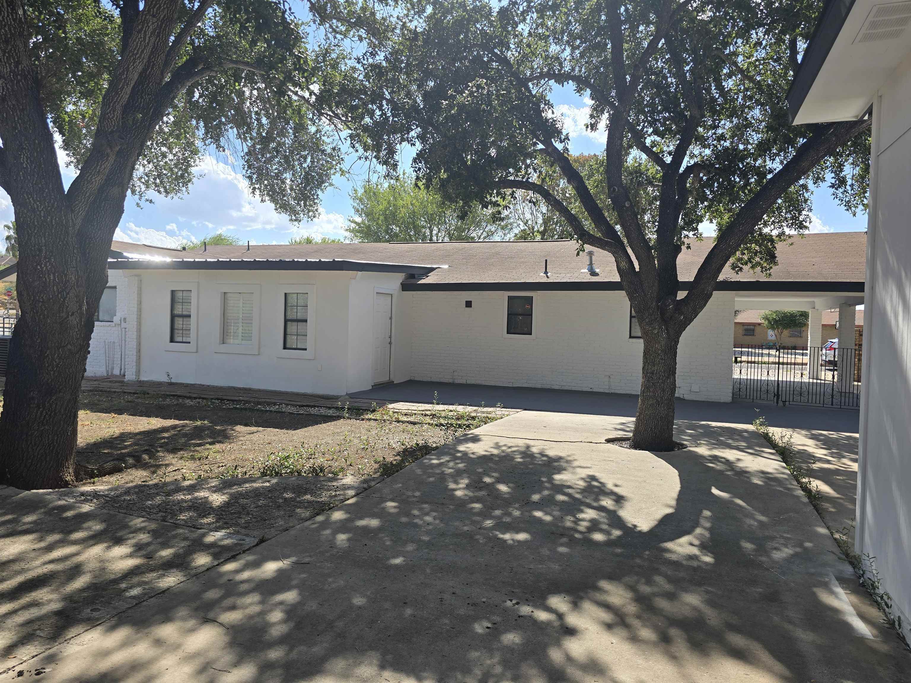 222 Century Blvd Property Photo 25