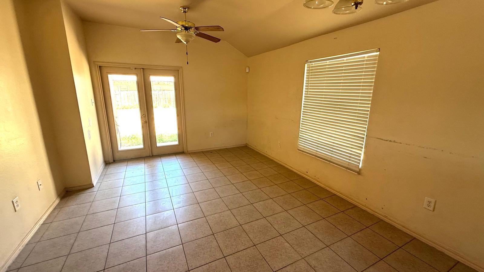 204 Mescalero Dr Property Photo 6