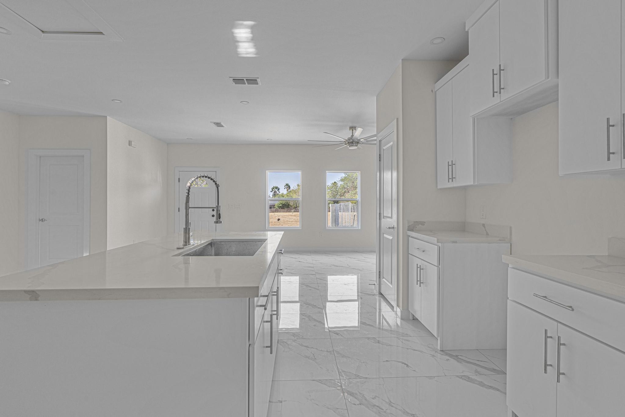 1702 Okane St Property Photo 2