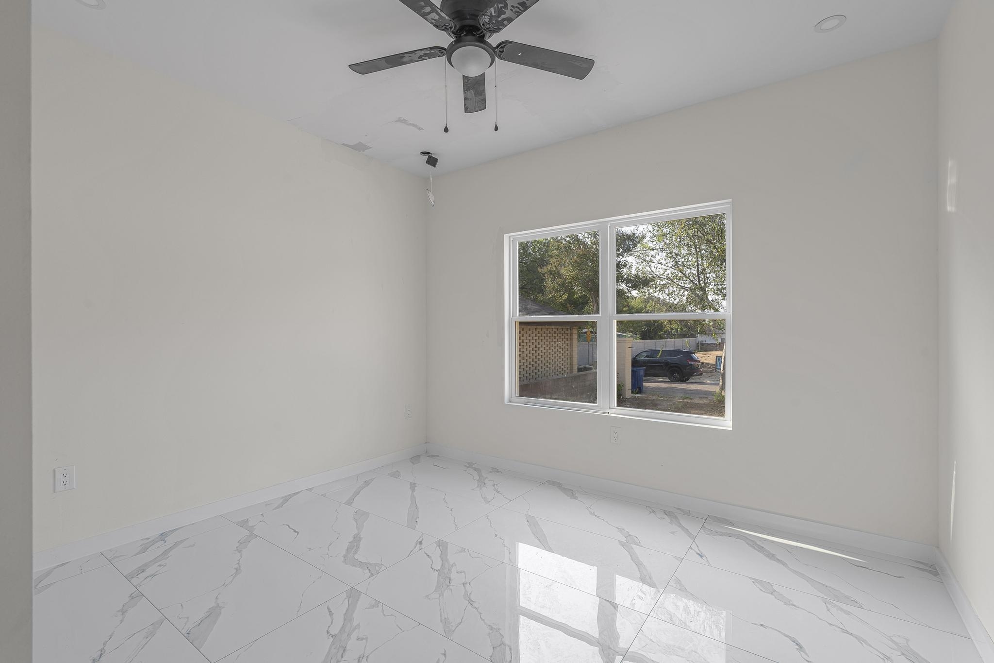 1702 Okane St Property Photo 5