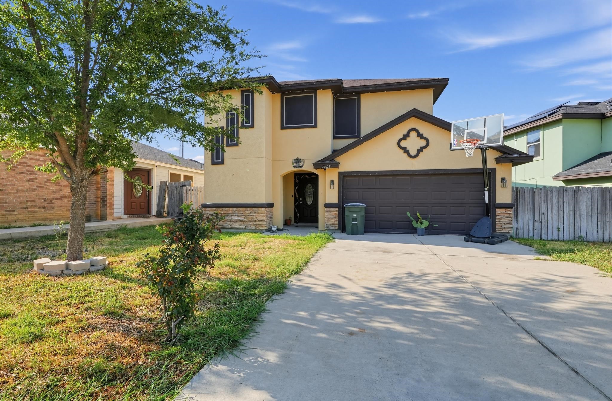 3403 Sereno Dr. Property Photo 2