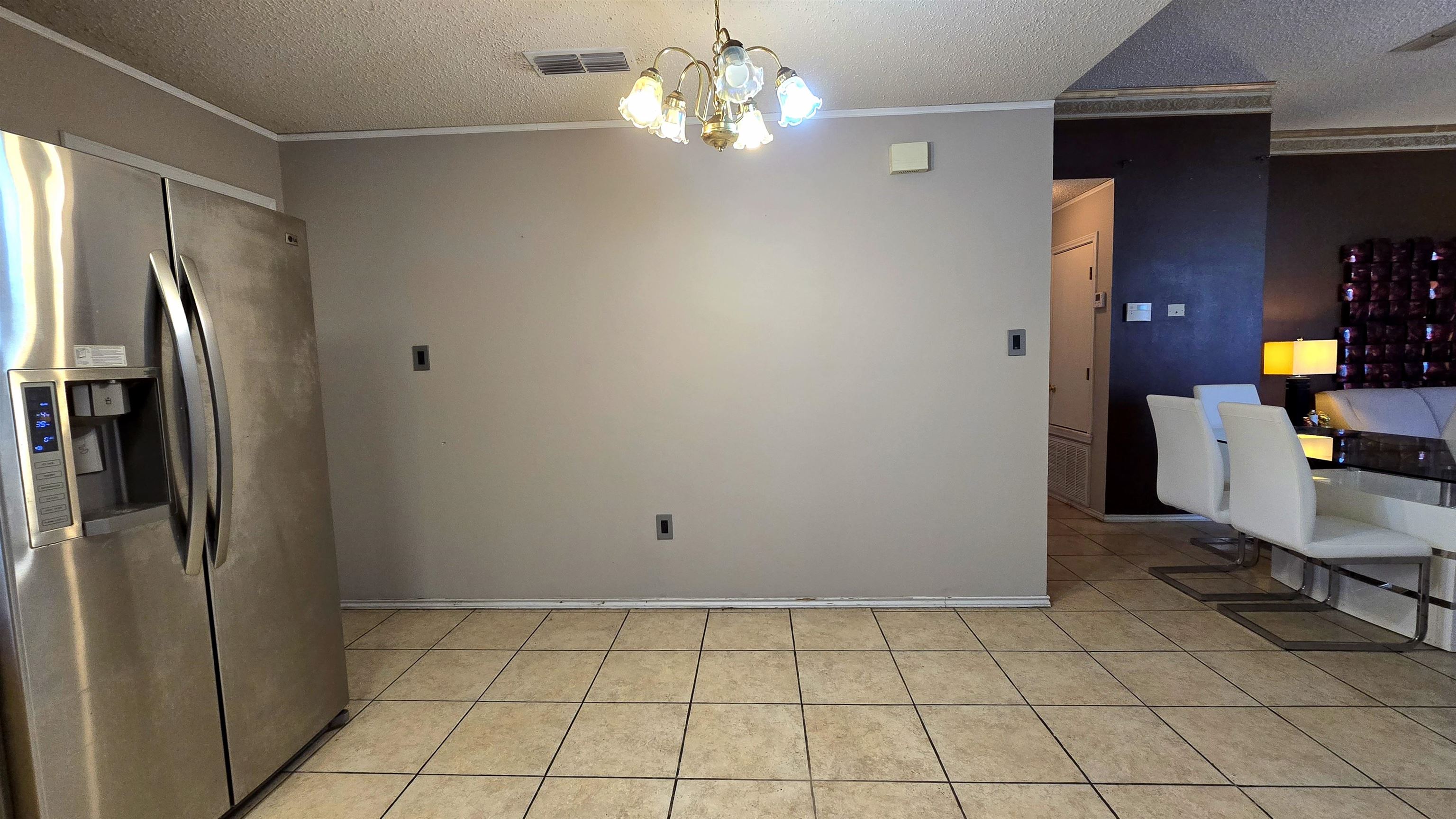 737 Royal Palm Dr Property Photo 7