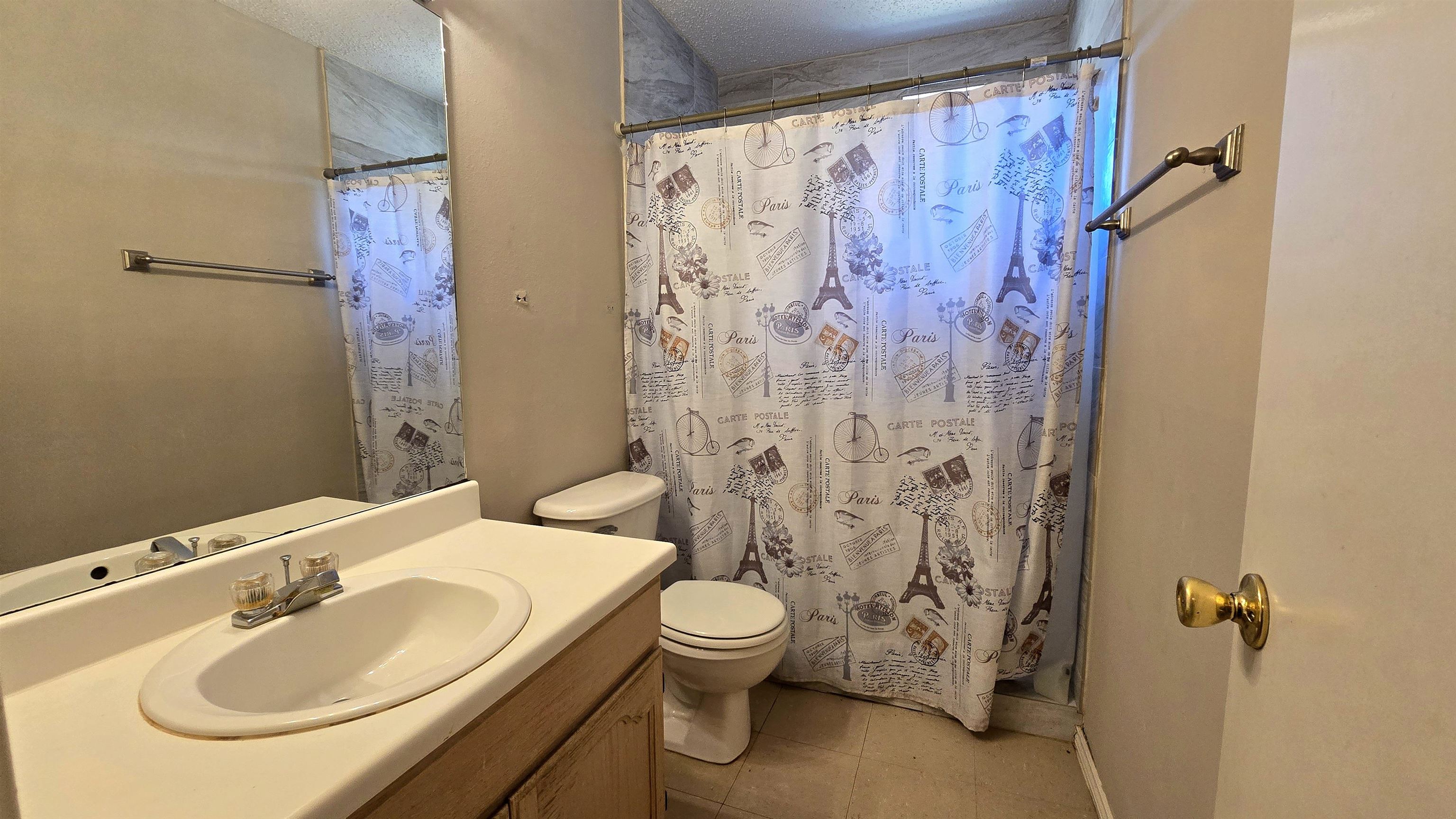 737 Royal Palm Dr Property Photo 9