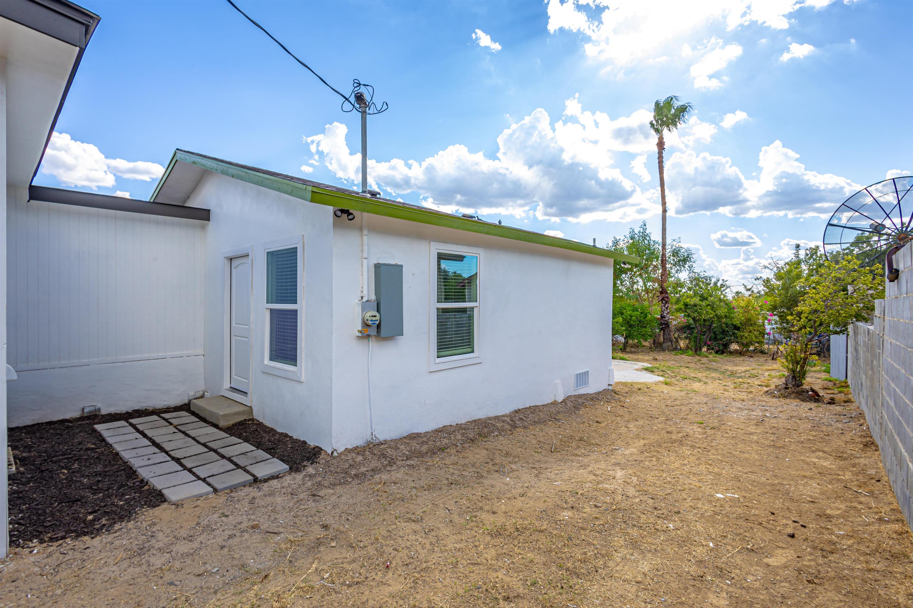 2916 S Martin Ave Property Photo 14
