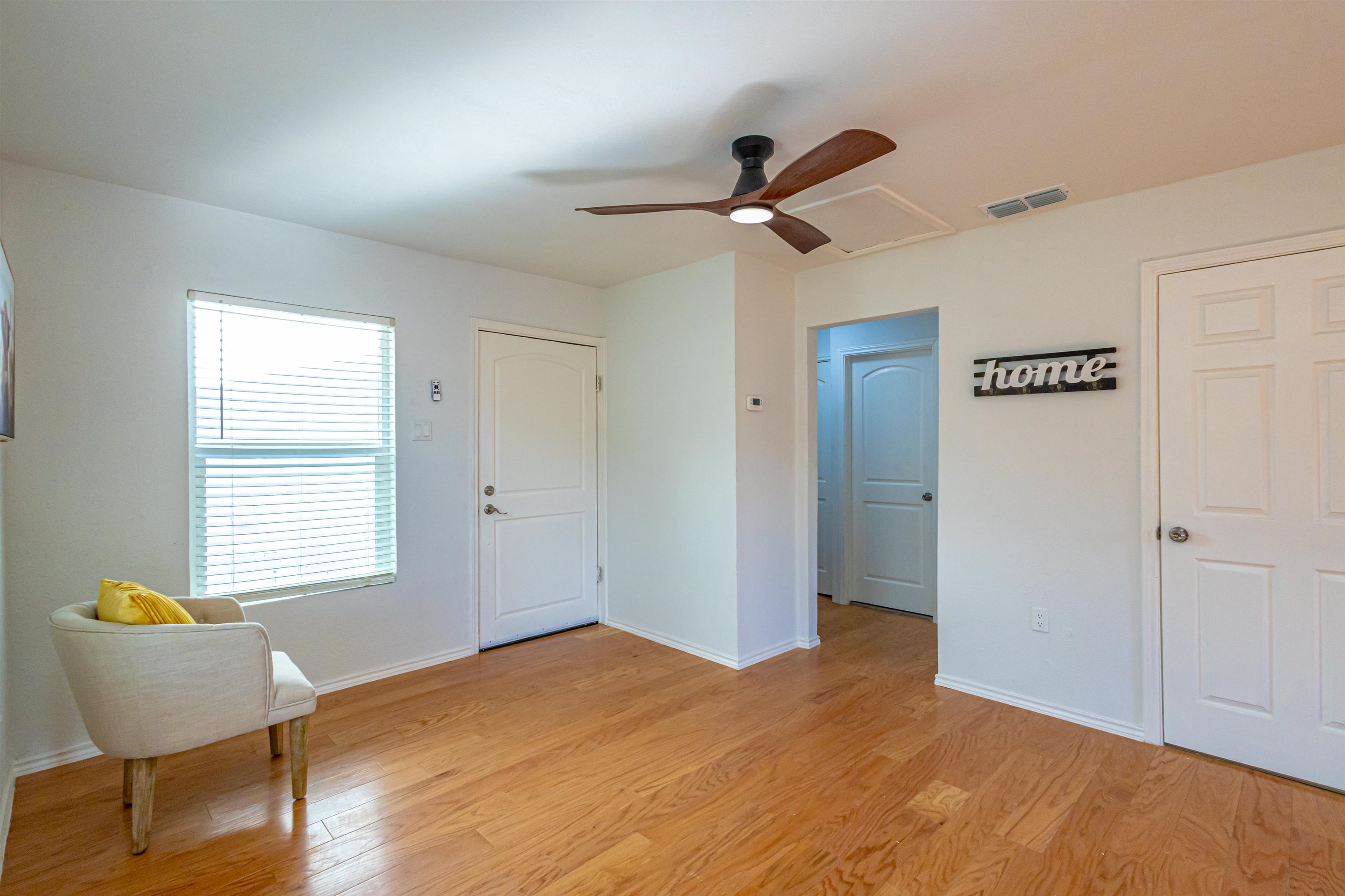 2916 S Martin Ave Property Photo 16