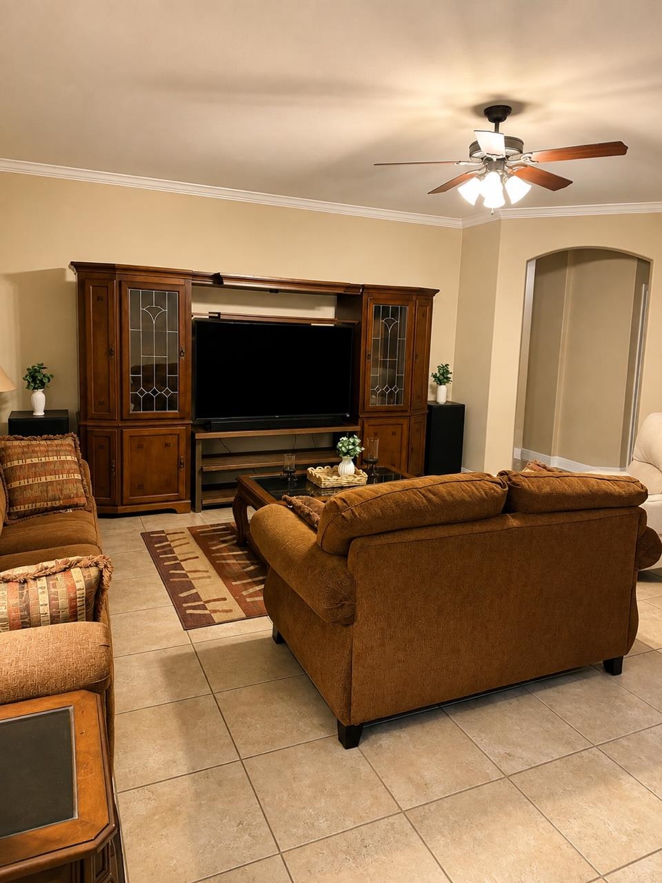 305 Michoacan Loop Property Photo 6