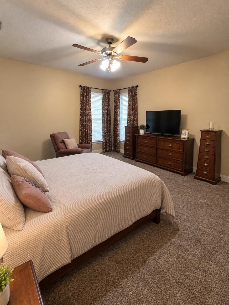 305 Michoacan Loop Property Photo 8