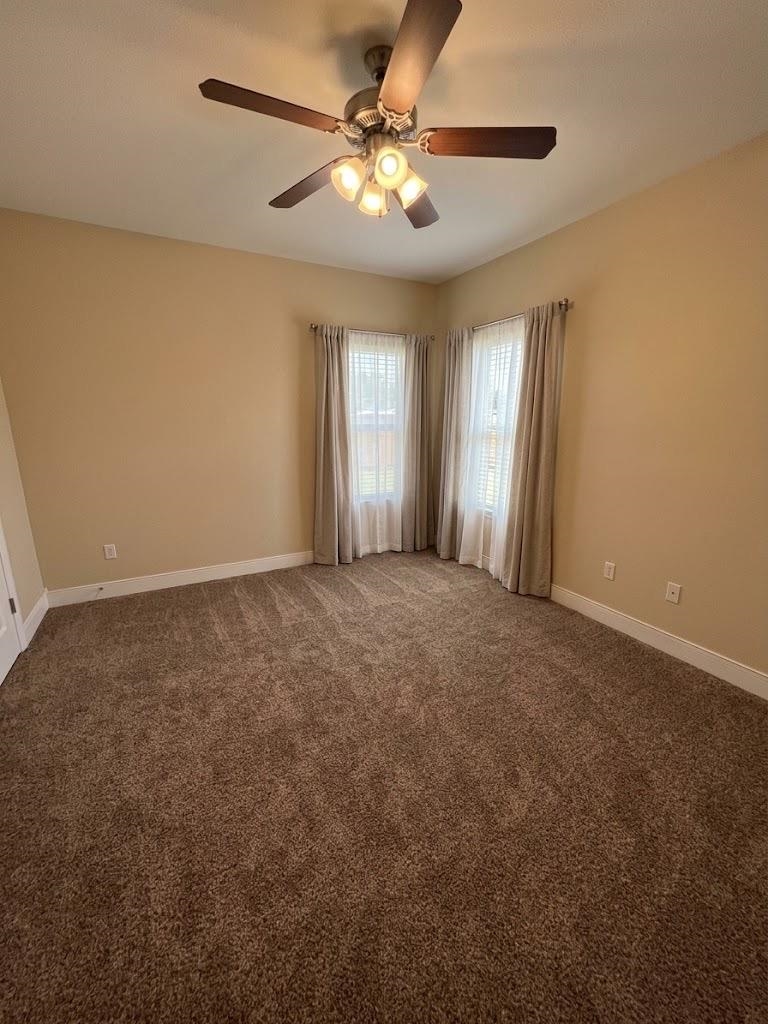 305 Michoacan Loop Property Photo 16