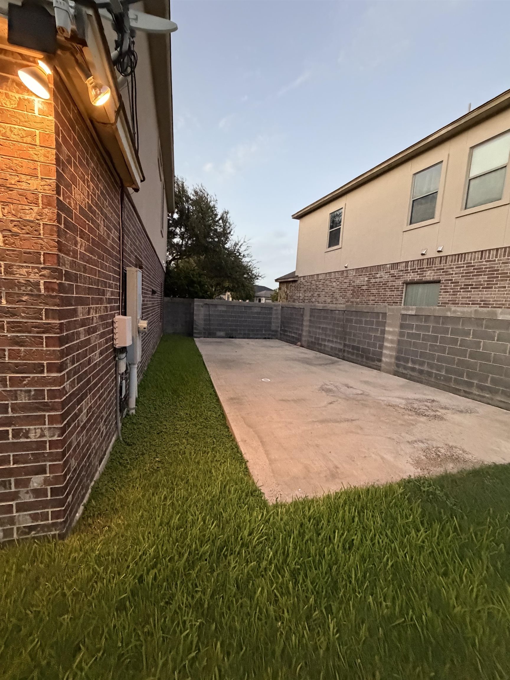 305 Michoacan Loop Property Photo 22