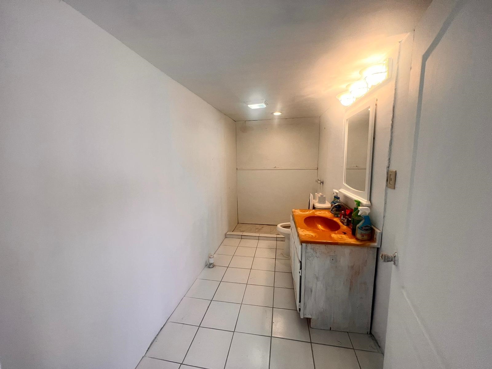 1817 1/2 Lincoln St Property Photo 16