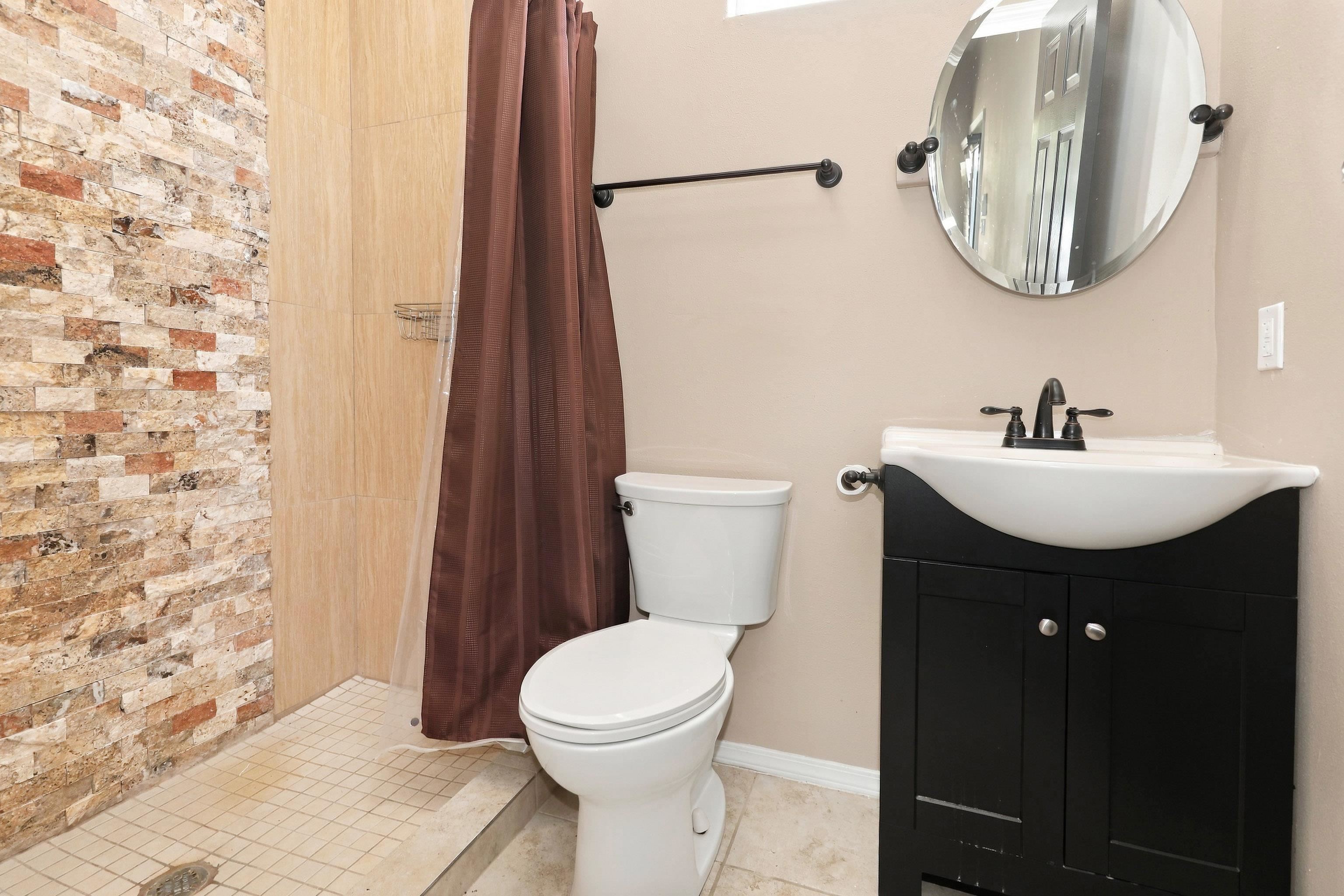7605 Patricia Highsmith Dr Property Photo 29
