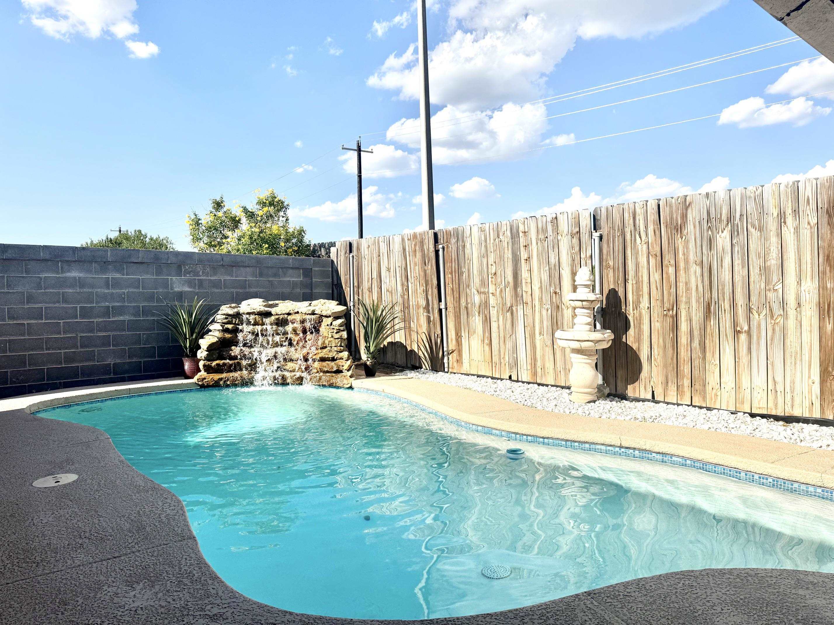 1103 Huber St Property Photo 14