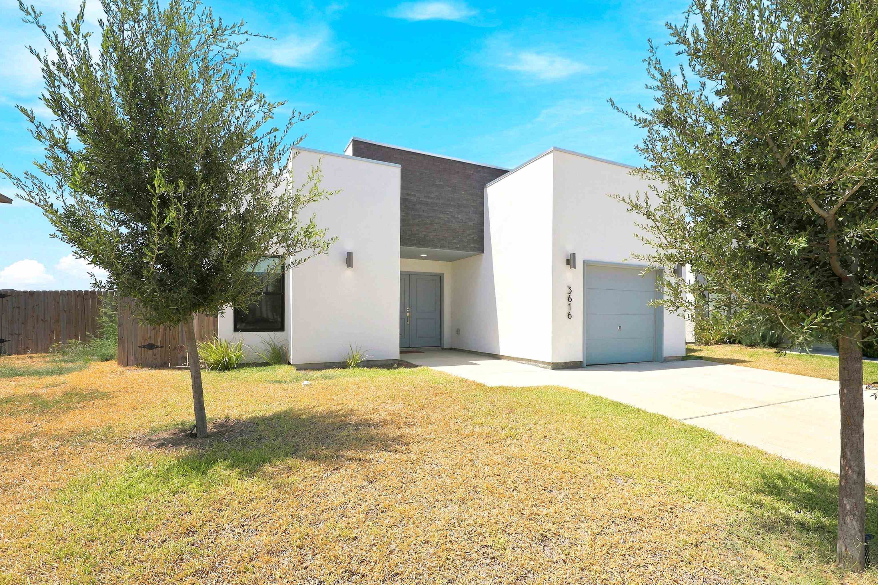 3616 Guaymas Ave Property Photo 2
