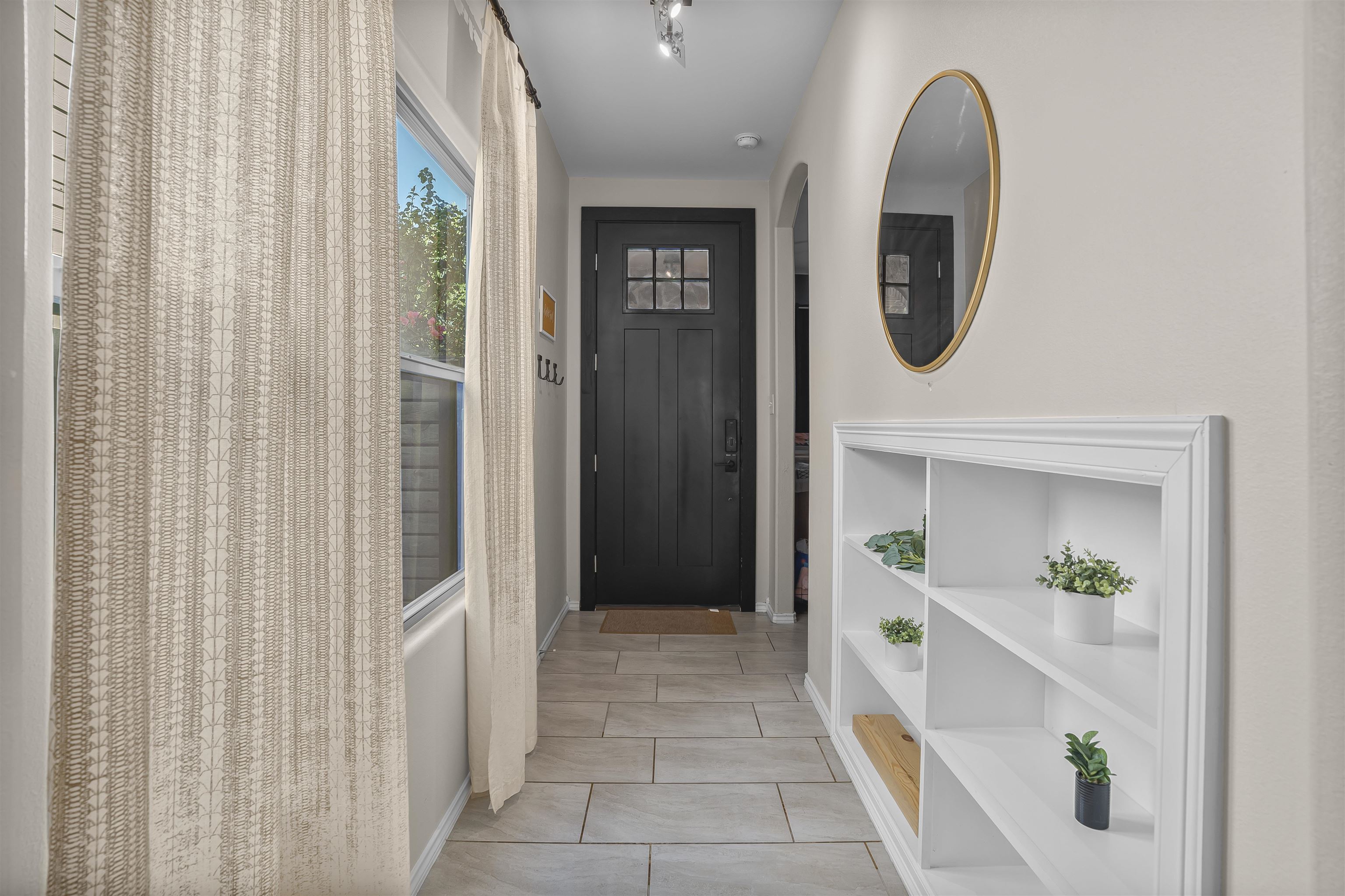 11222 Sierra Gorda Dr Property Photo 3