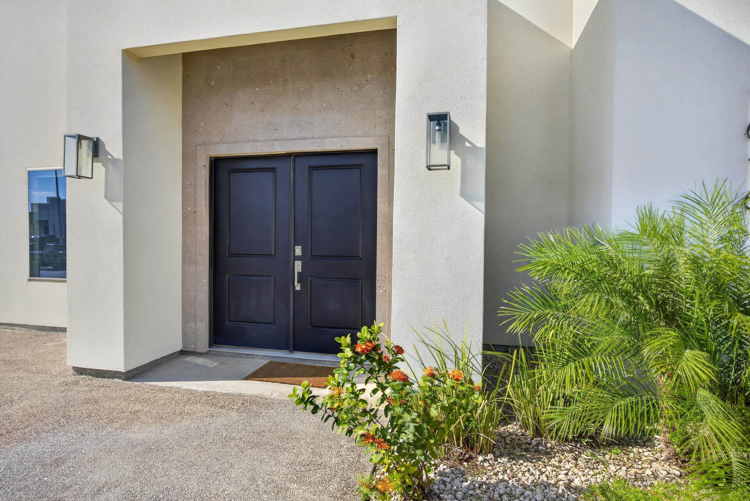 1616 Jerez Lp. Property Photo 4